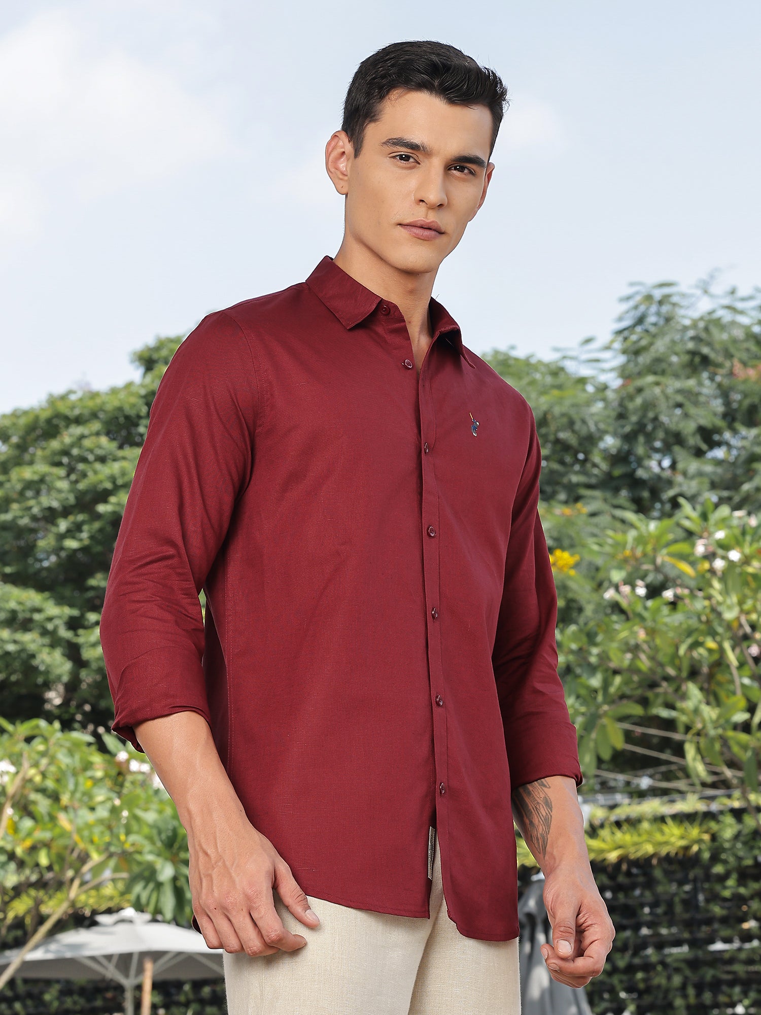 Thomas Scott Men Maroon Slim Fit Long Sleeves Spread Collar Linen Casual Shirt