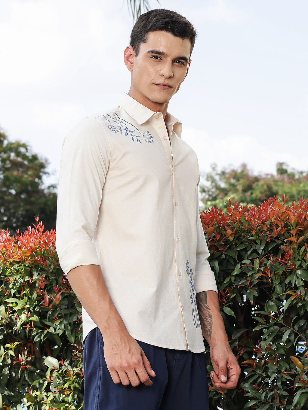 Thomas Scott Men Beige Regular Fit Long Sleeves Spread Collar Oxford Embroidered Shirt