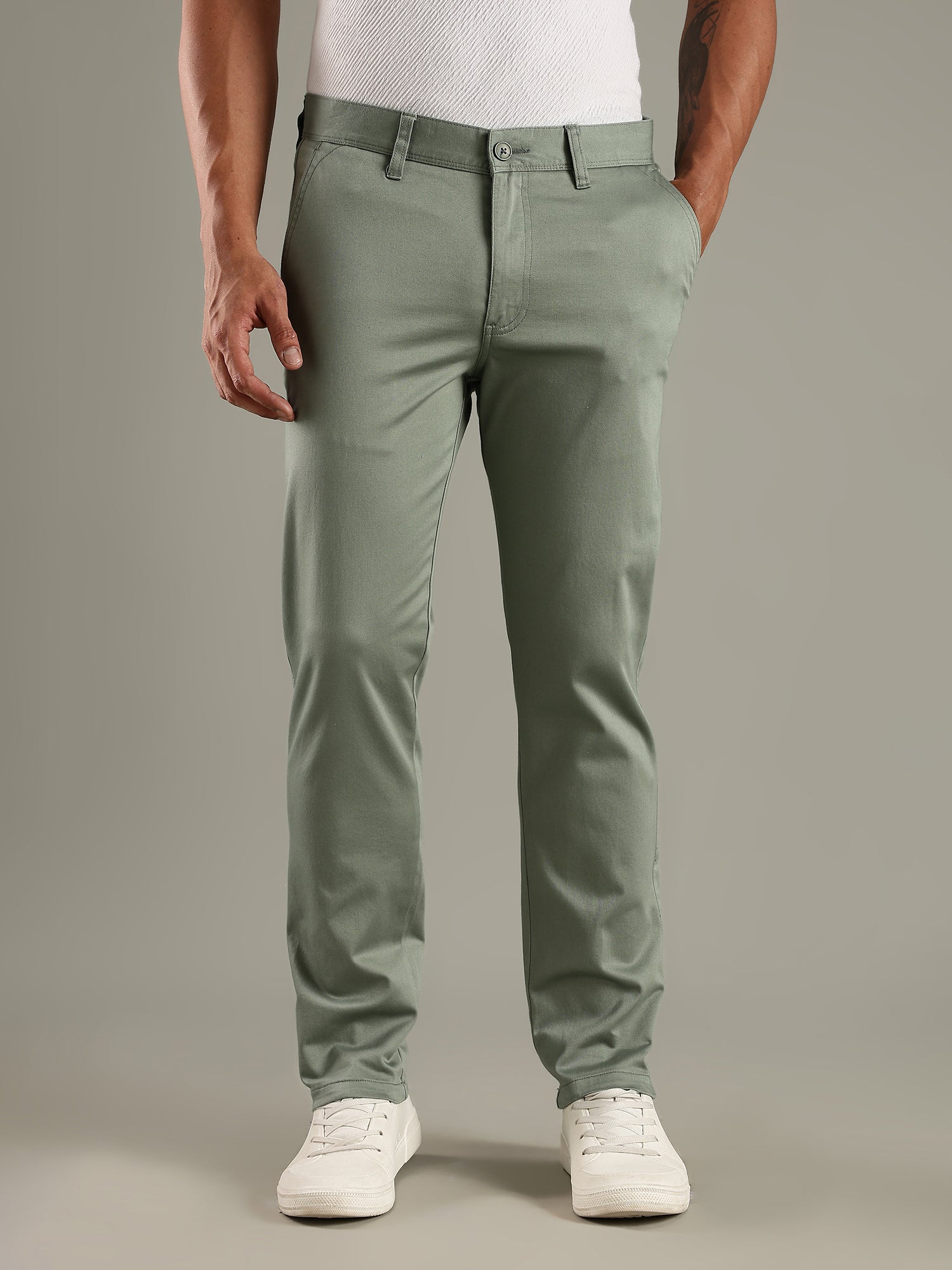 Thomas Scott Men Olive Straight Fit Mid-Rise Solid Chinos Trouser