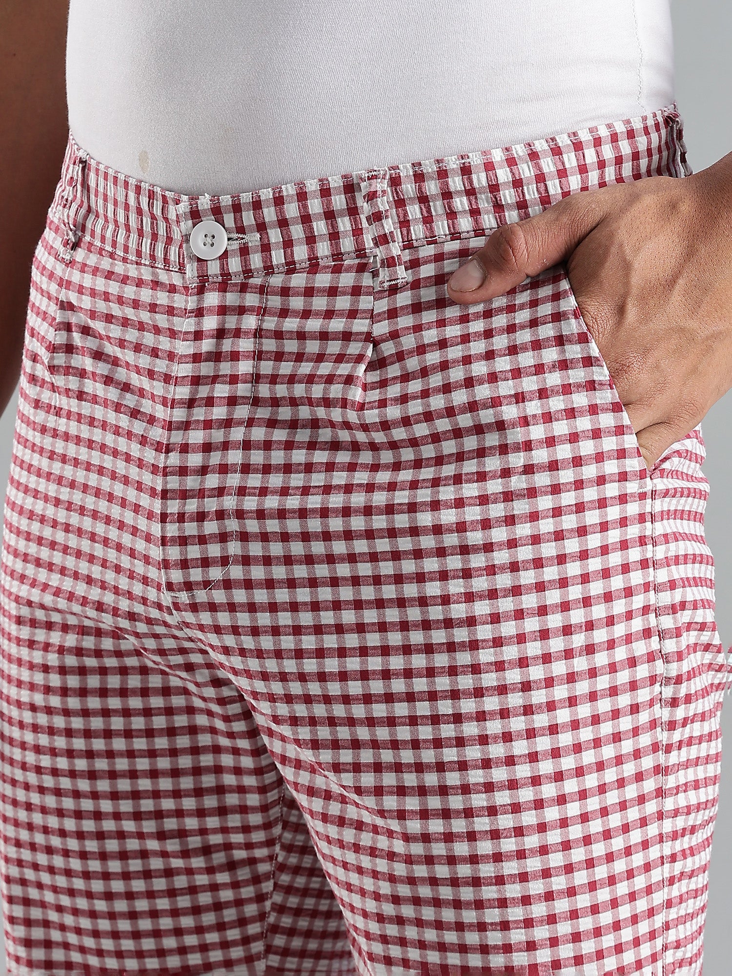 Thomas Scott Men Red Mid-Rise Regular Fit Gingham Checks Cotton Shorts