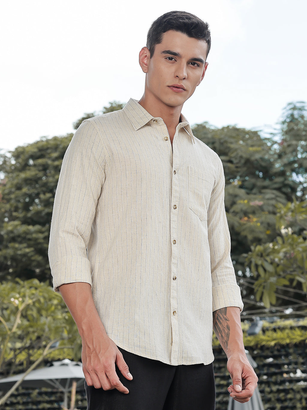 Thomas Scott Men Beige Slim Fit Long Sleeves Vertical Stripes Linen Casual Shirt