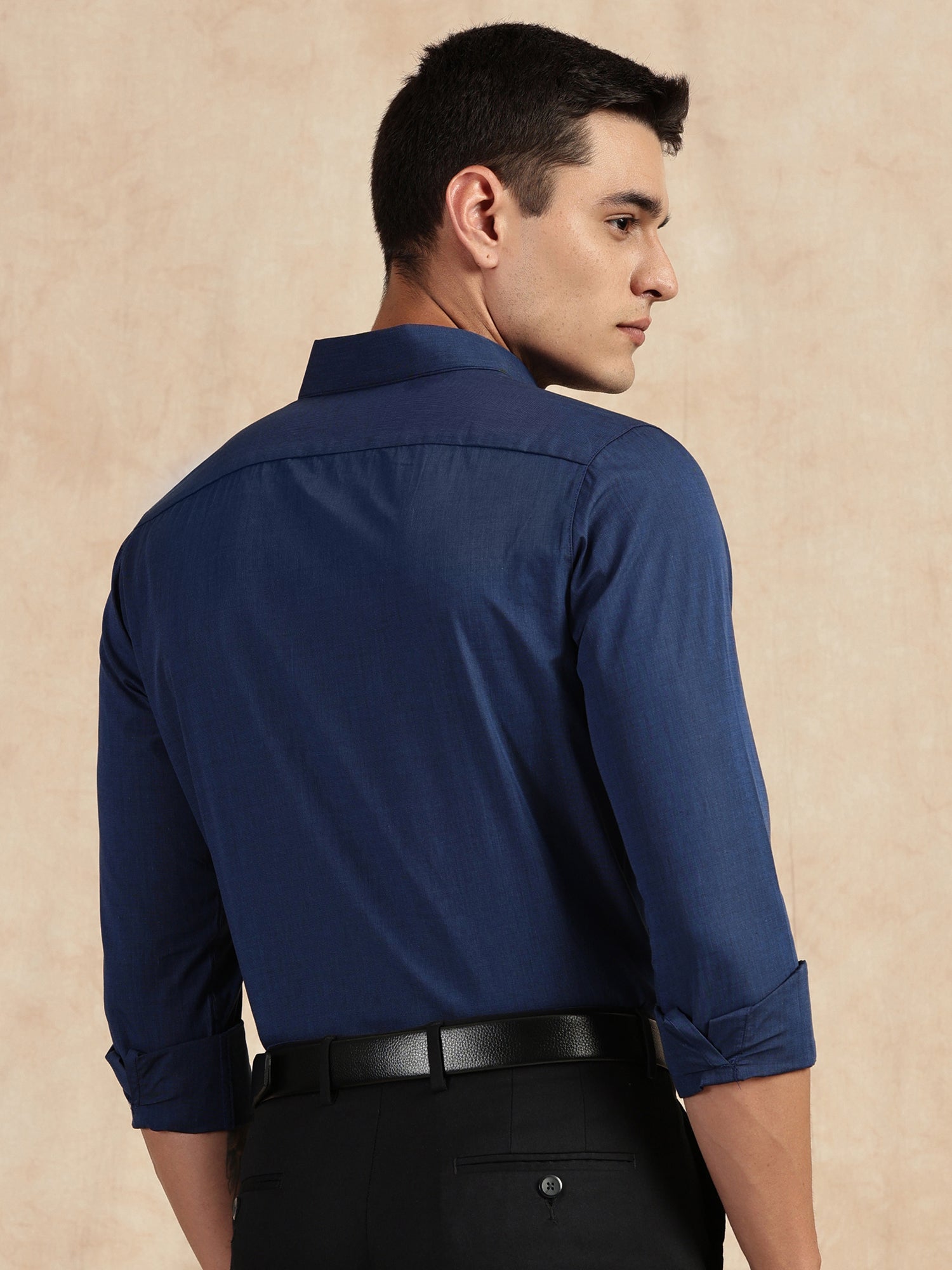 Thomas Scott Men Navy Slim Fit Long Sleeves Button-Down Collar Solid Filafil Formal Shirt