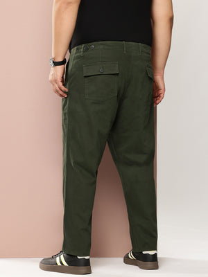 Green Plus Size Smart Easy Wash Regular Fit Mid-Rise Solid Woven Trouser For Men