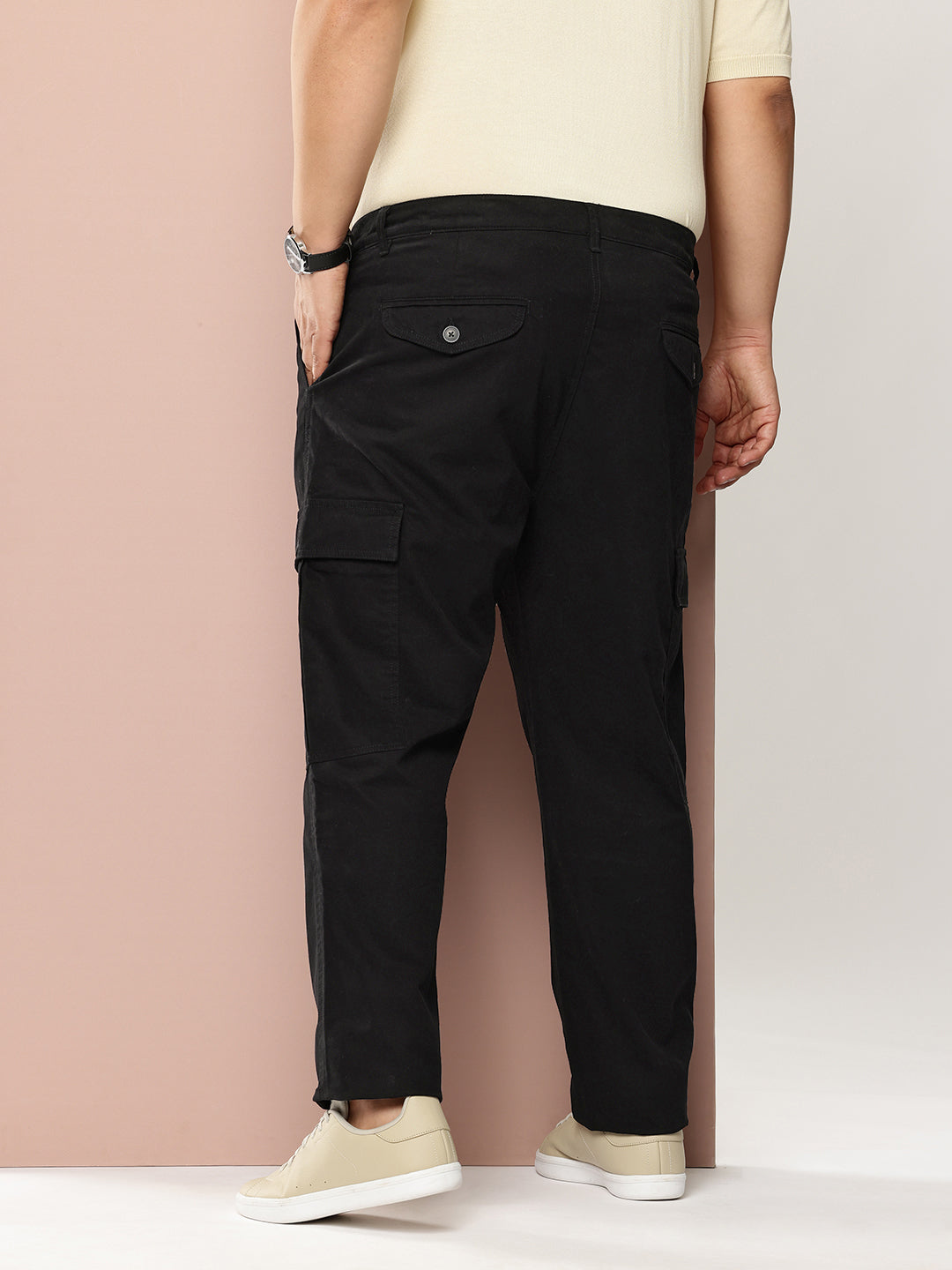 Thomas Scott Men Black Plus Size Regular Fit Mid-Rise Cotton Woven Cargo Trouser