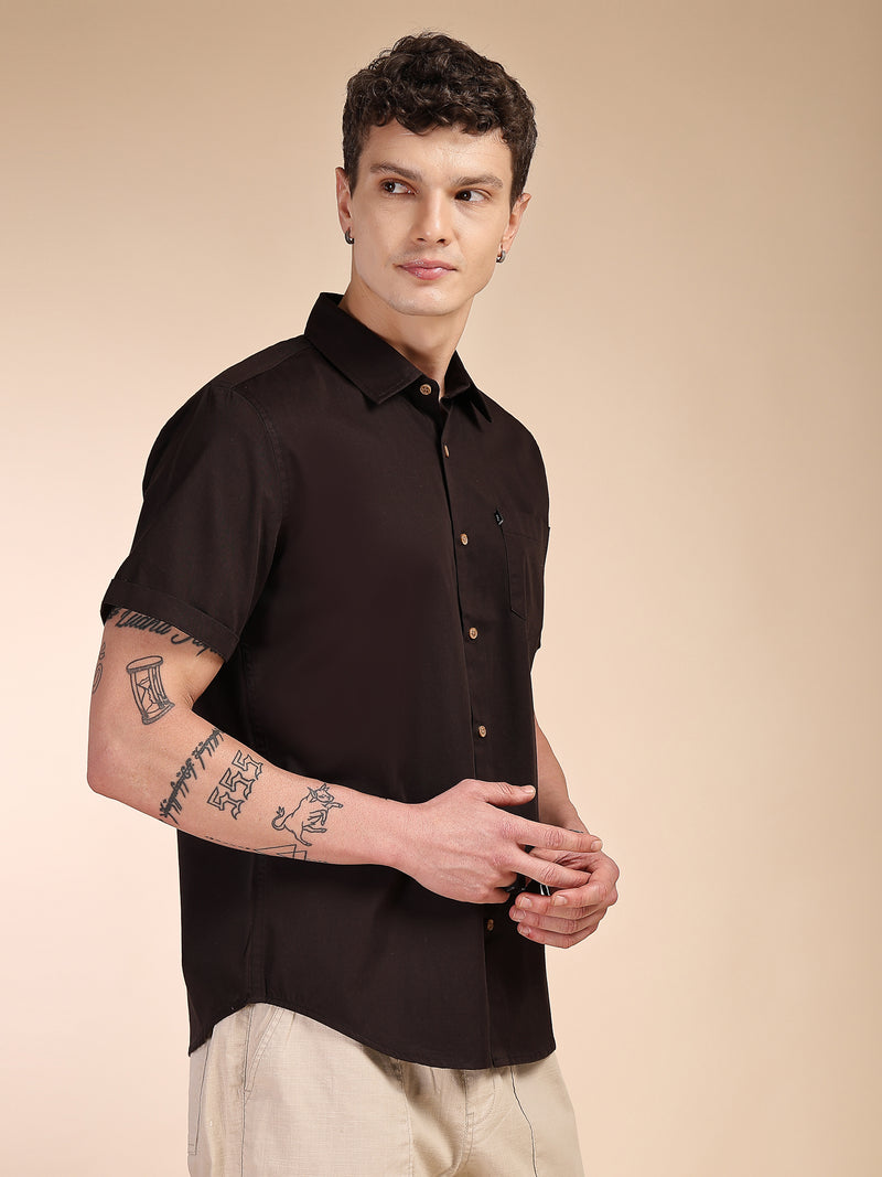 Thomas Scott Men Coffee Slim Fit Short Sleeves Spread Collar Solid Casual Shirt