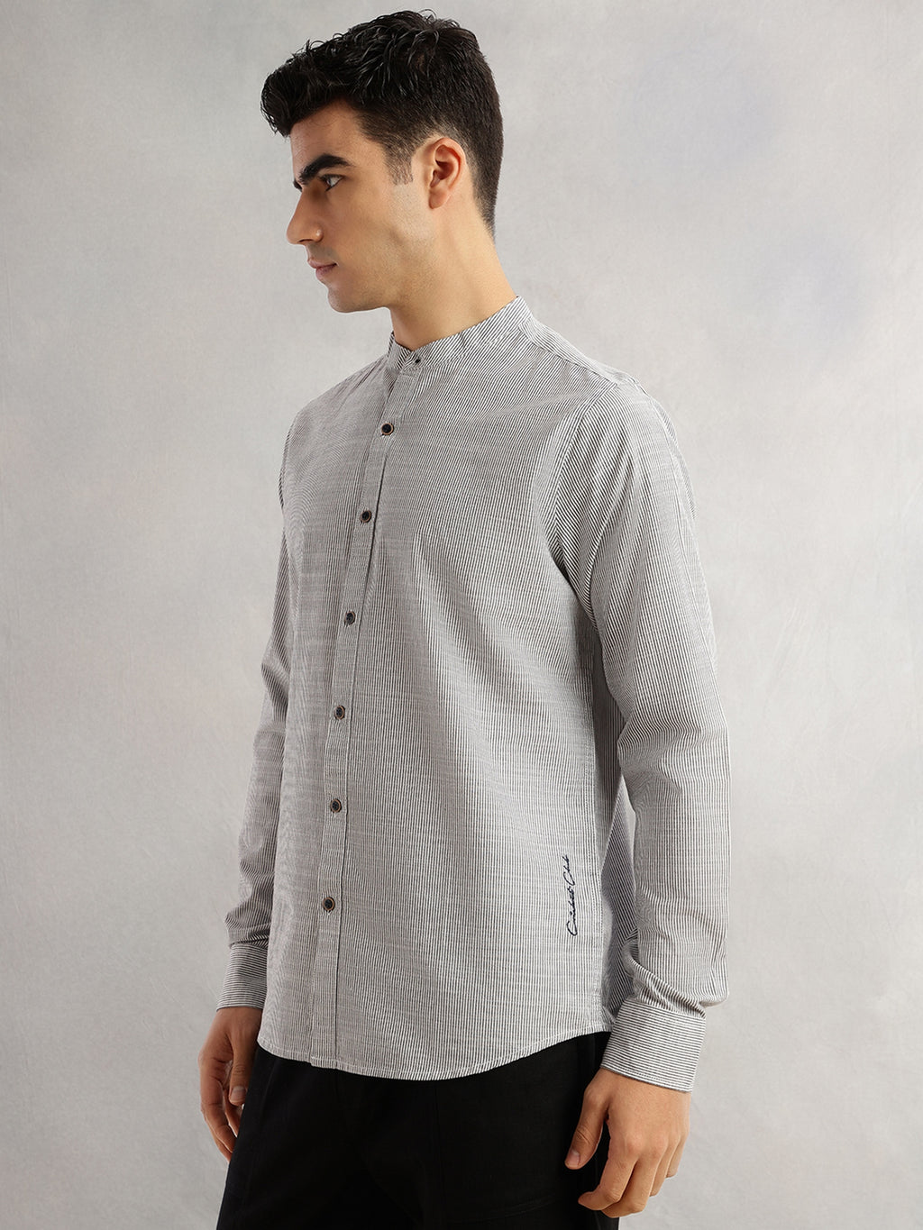 Black Slim Fit Long Sleeves Mandarin Collar Pinstripes Cotton Linen Casual Shirt For Men
