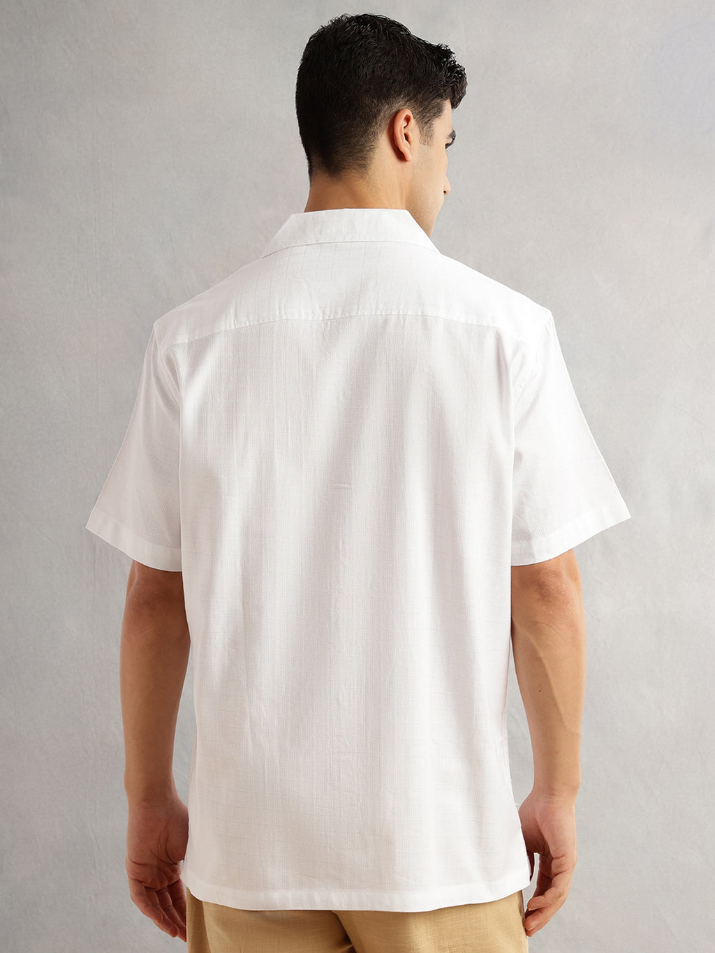Thomas Scott Men White Oversized Fit Short Sleeves Cuban Collar Gingham Checks 100% Cotton Casual Shirt