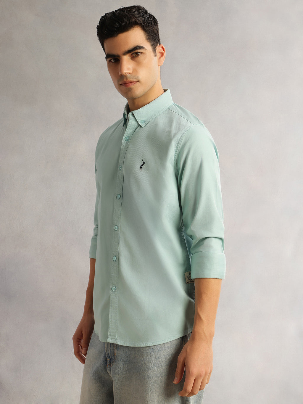 Thomas Scott Men Sea Green Slim Fit Long Sleeves Button Down Collar Solid Twill Casual Shirt