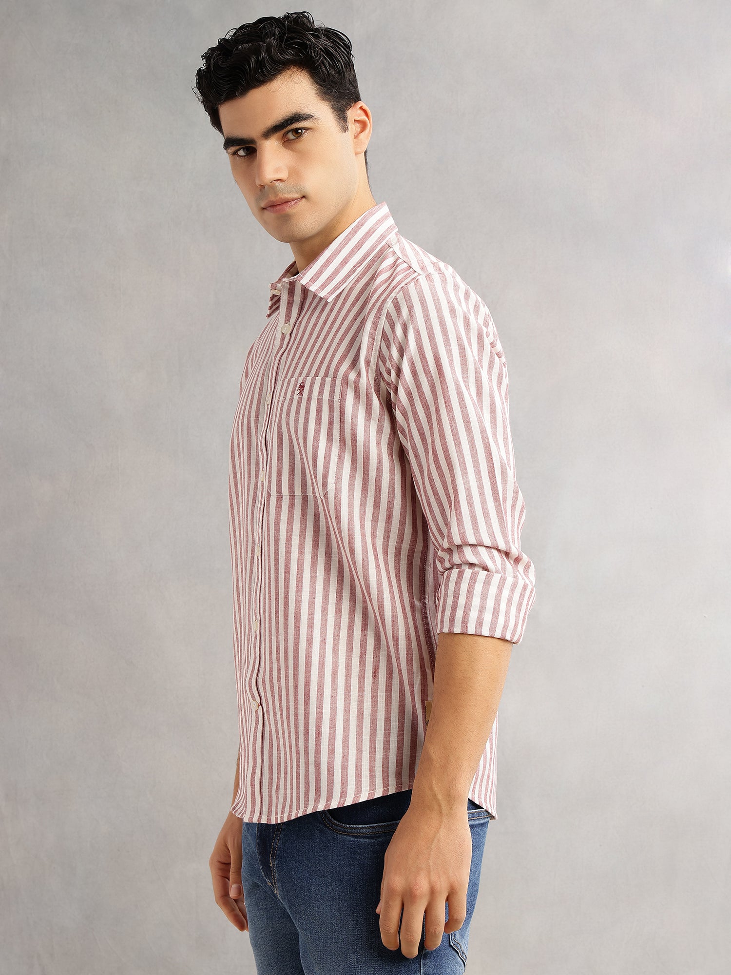Thomas Scott Men Maroon Slim Fit Long Sleeves Spread Collar Vertical Stripes Linen Casual Shirt