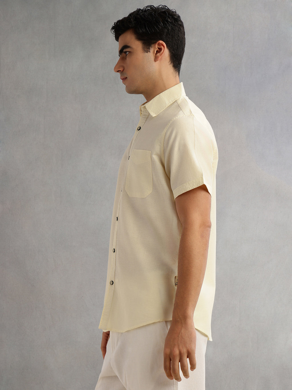 Thomas Scott Men Lemon Premium Regular Fit Short Sleeves Spread Collar Solid Linen Casual Shirt