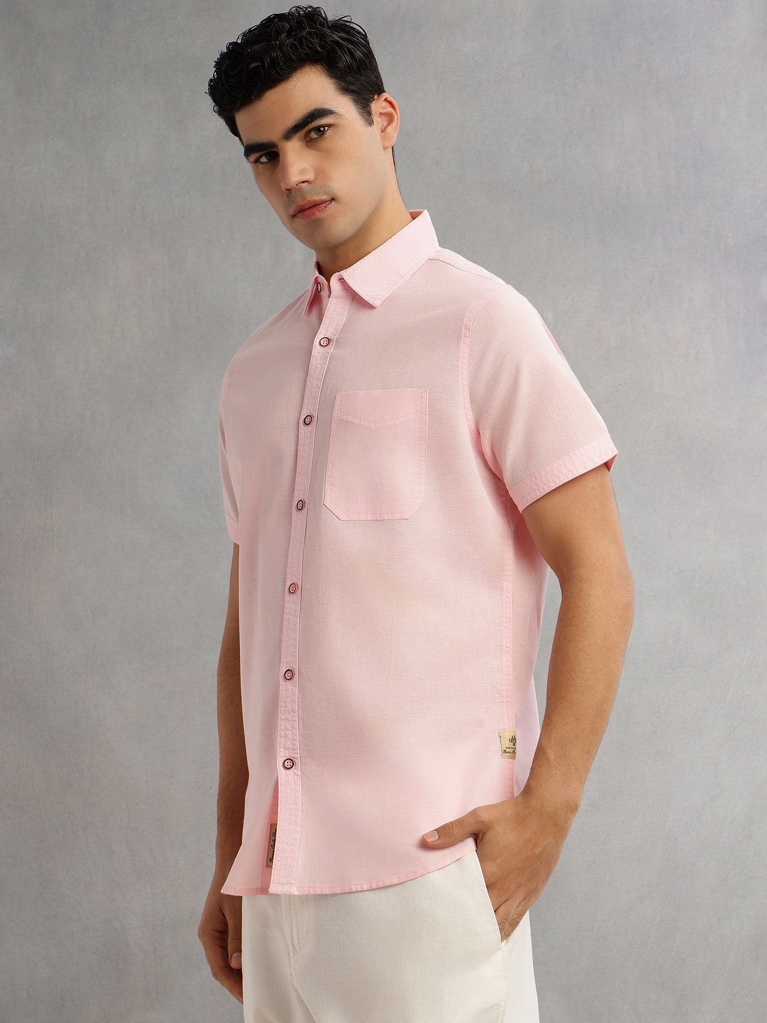 Thomas Scott Men Pink Premium Regular Fit Short Sleeves Spread Collar Solid Linen Casual Shirt