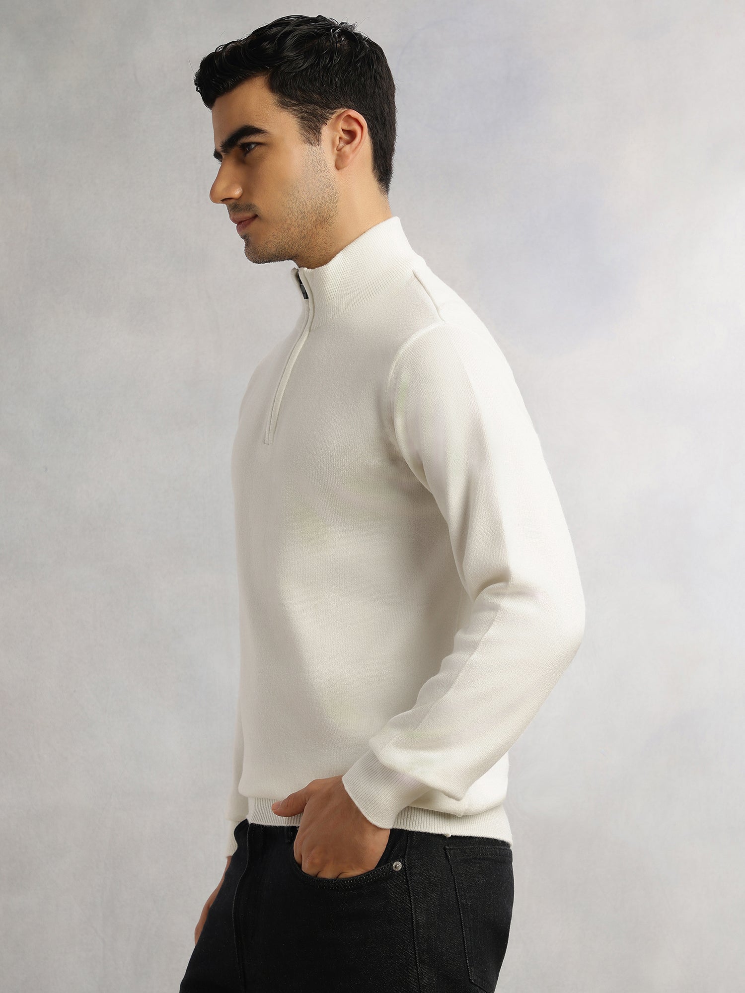White Regular Fit Long Sleeves High Neck Solid Knitted Pullover Sweatshirt
