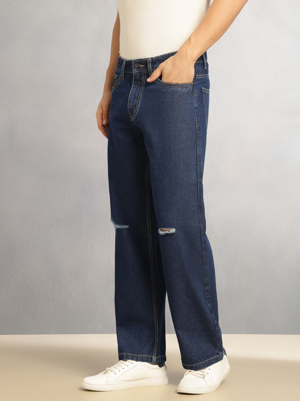 Thomas Scott Men Dark Blue Mid-Rise Baggy Fit No Fade Mildly Distressed 100% Cotton Non Stretchable Jeans