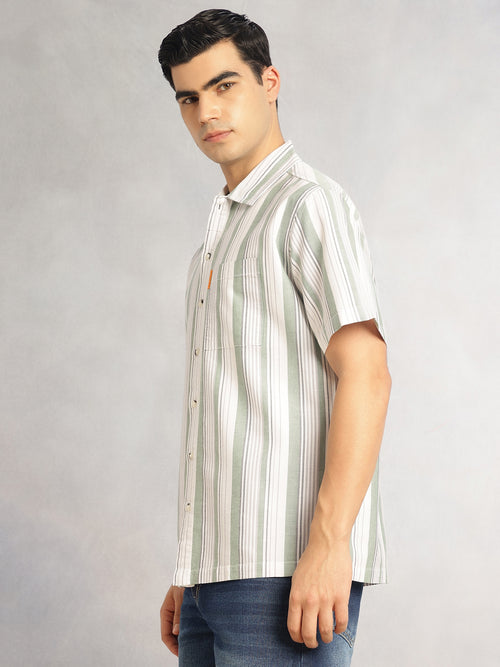 Thomas Scott Men Green Cricket Club Collection Oversized Short Sleeves Cuban Collar Vertical Striped 100% Cotton Oxford Casual Shirt