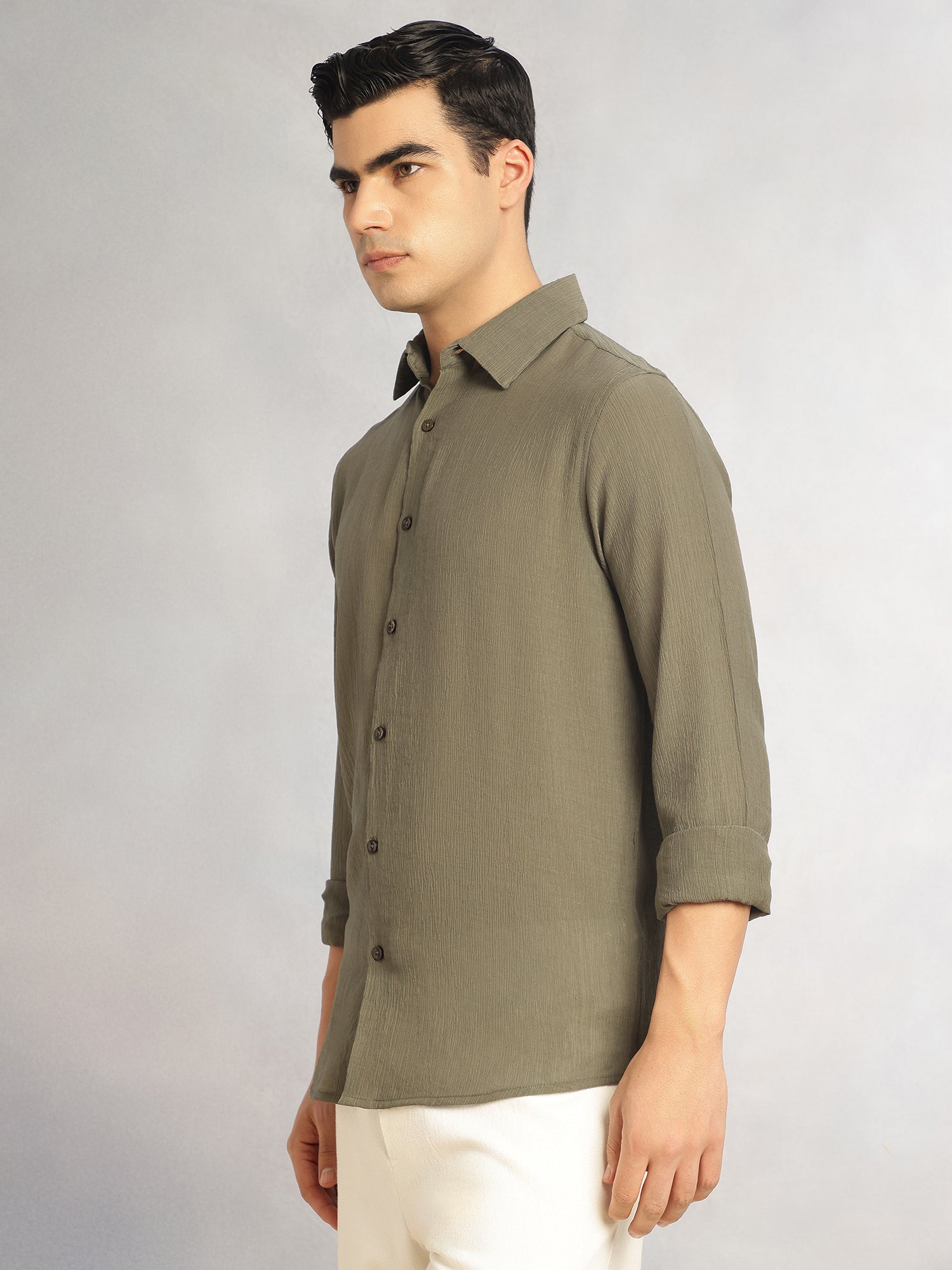 Thomas Scott Men Olive Regular Fit Long Sleeves Spread Colllar Textured Polyester Casual Shirt
