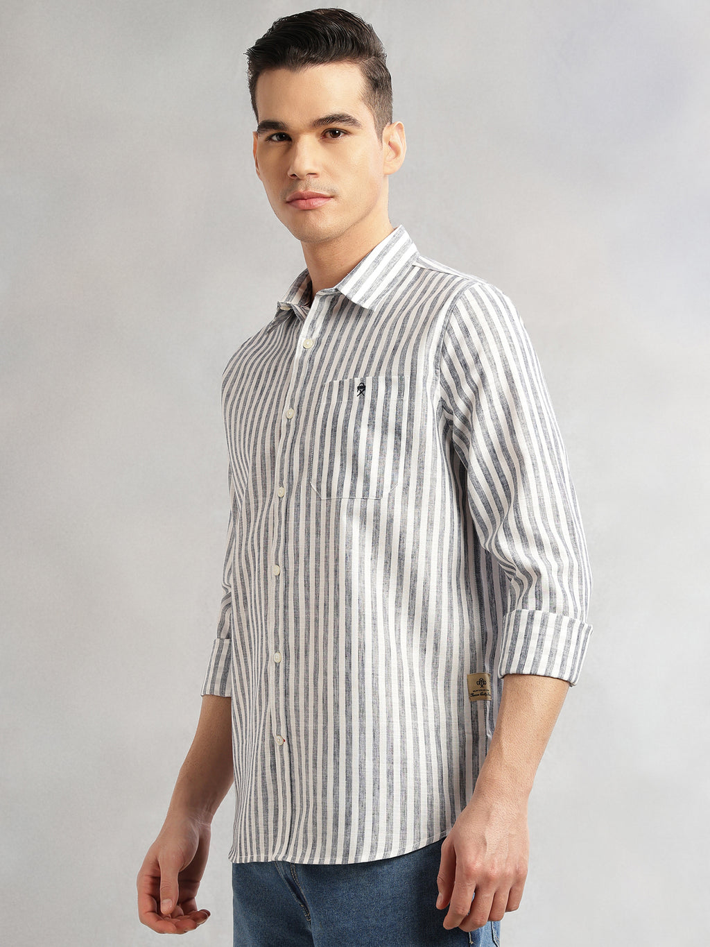 Thomas Scott Men Navy Slim Fit Long Sleeves Spread Collar Vertical Stripes Cotton Linen Casual Shirt