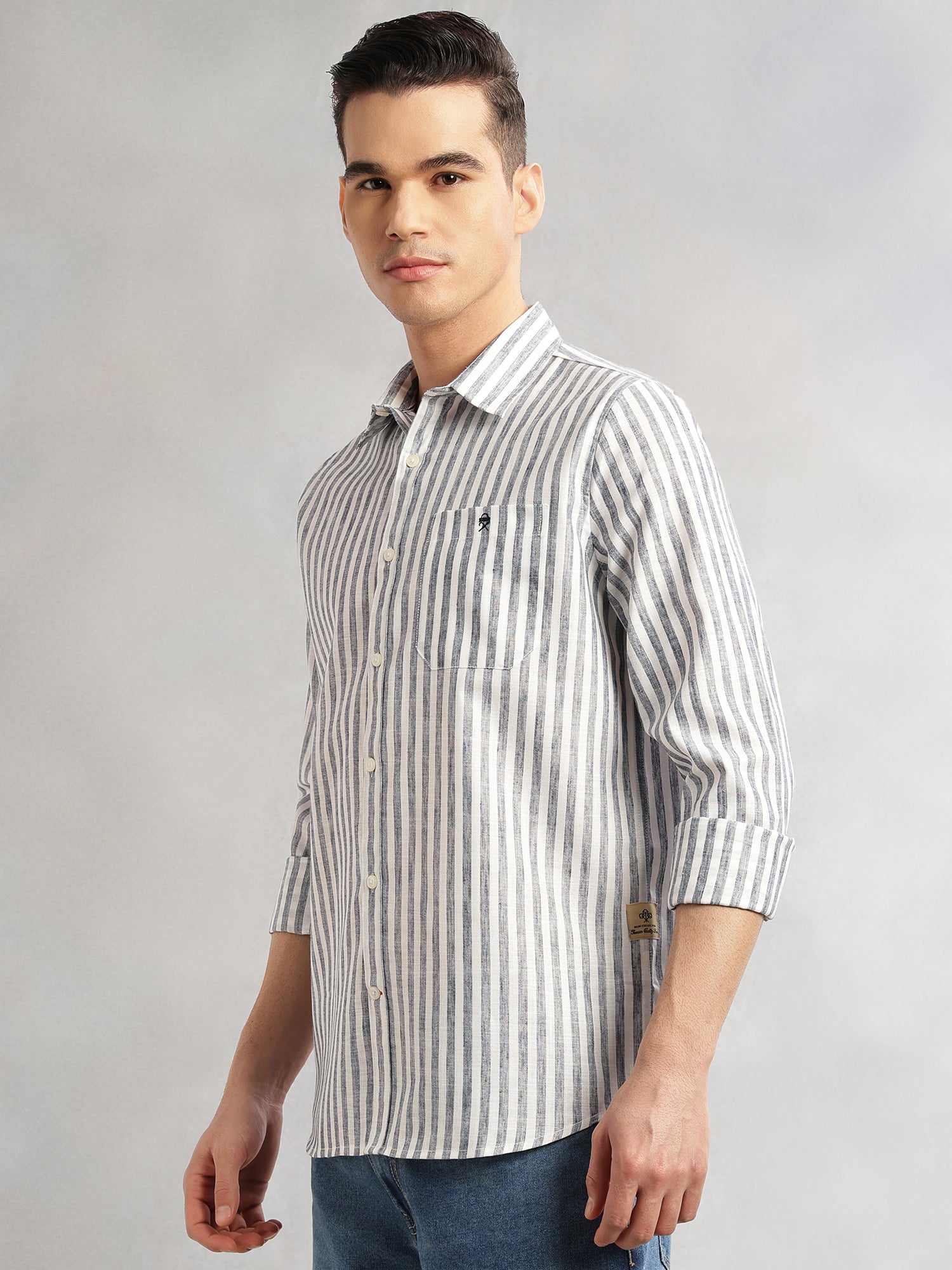 Thomas Scott Men Navy Slim Fit Long Sleeves Spread Collar Vertical Stripes Cotton Linen Casual Shirt