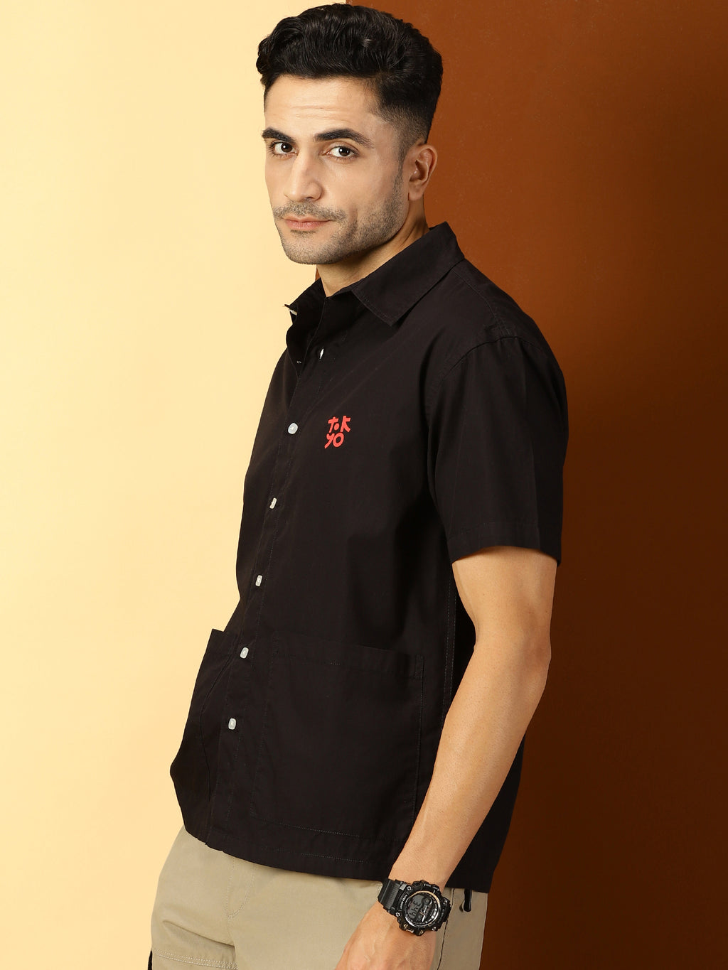 Thomas Scott Men Black Short Sleeves Boxy Fit Spread Collar Solid 100% Cotton Casual Shirt