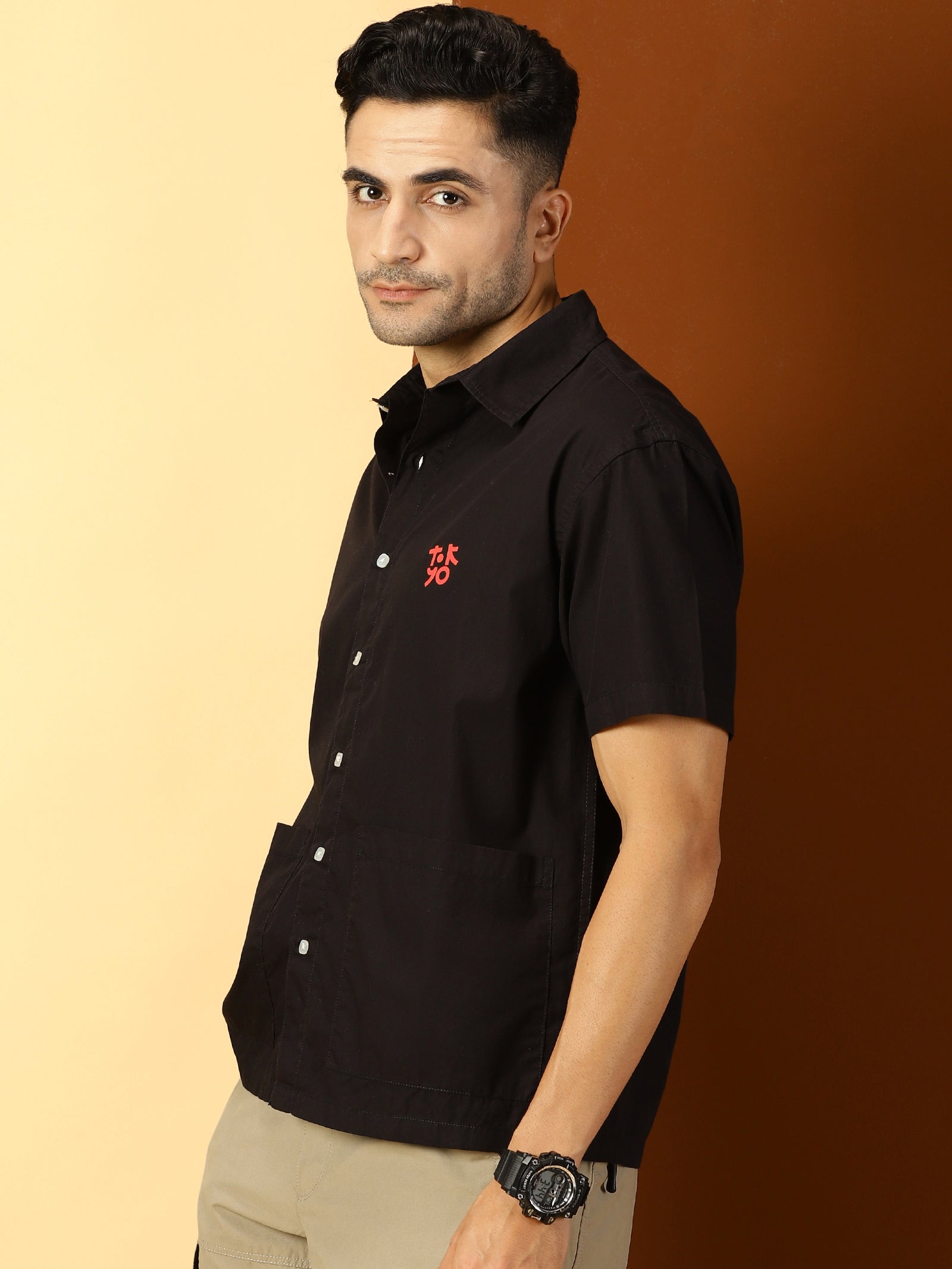 Thomas Scott Men Black Short Sleeves Boxy Fit Spread Collar Solid 100% Cotton Casual Shirt