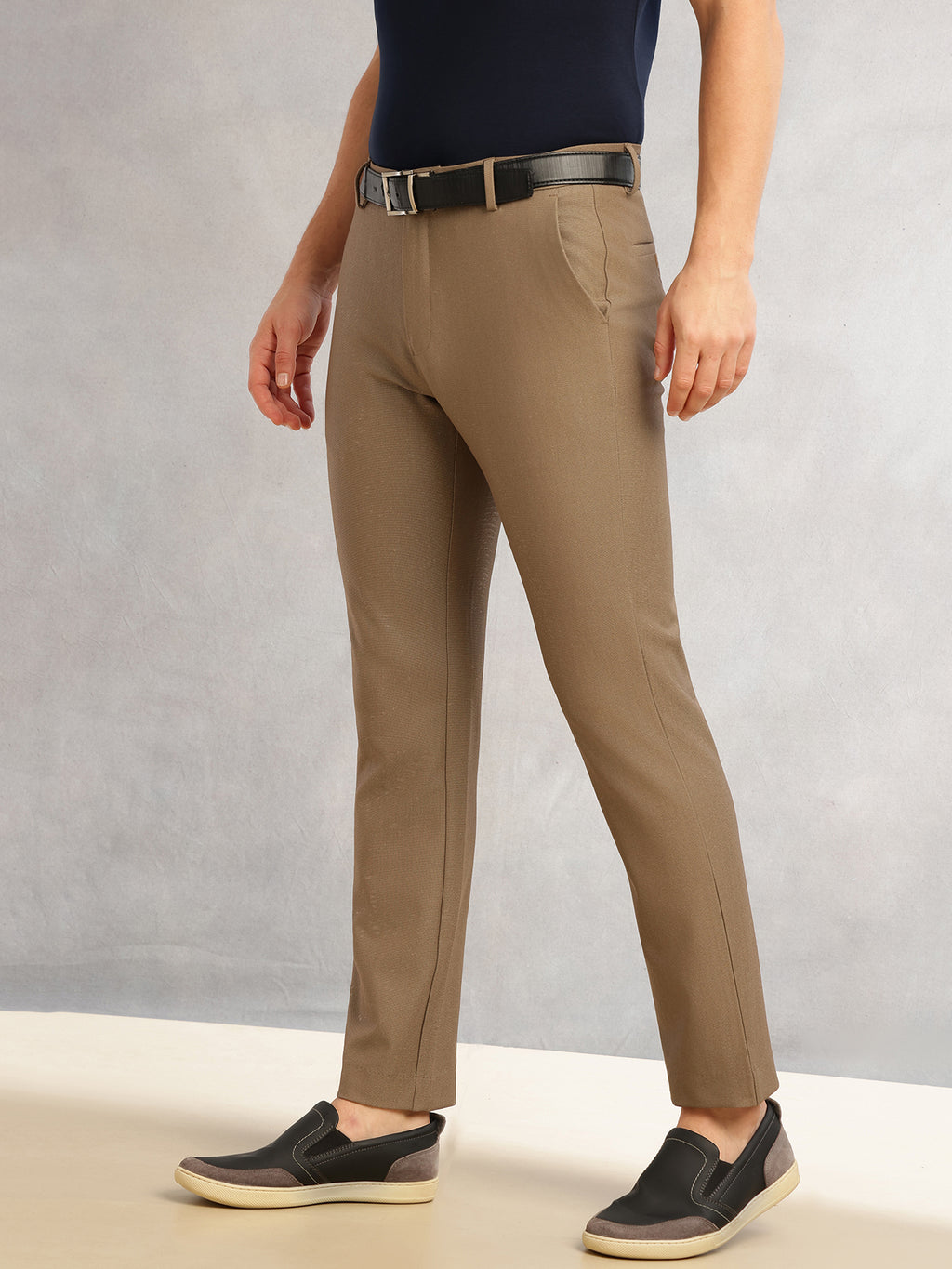 Thomas Scott Men Brown Slim Fit Mid-Rise Solid Woven Formal Trousers with Fixed Belt & 4-Way Stretch