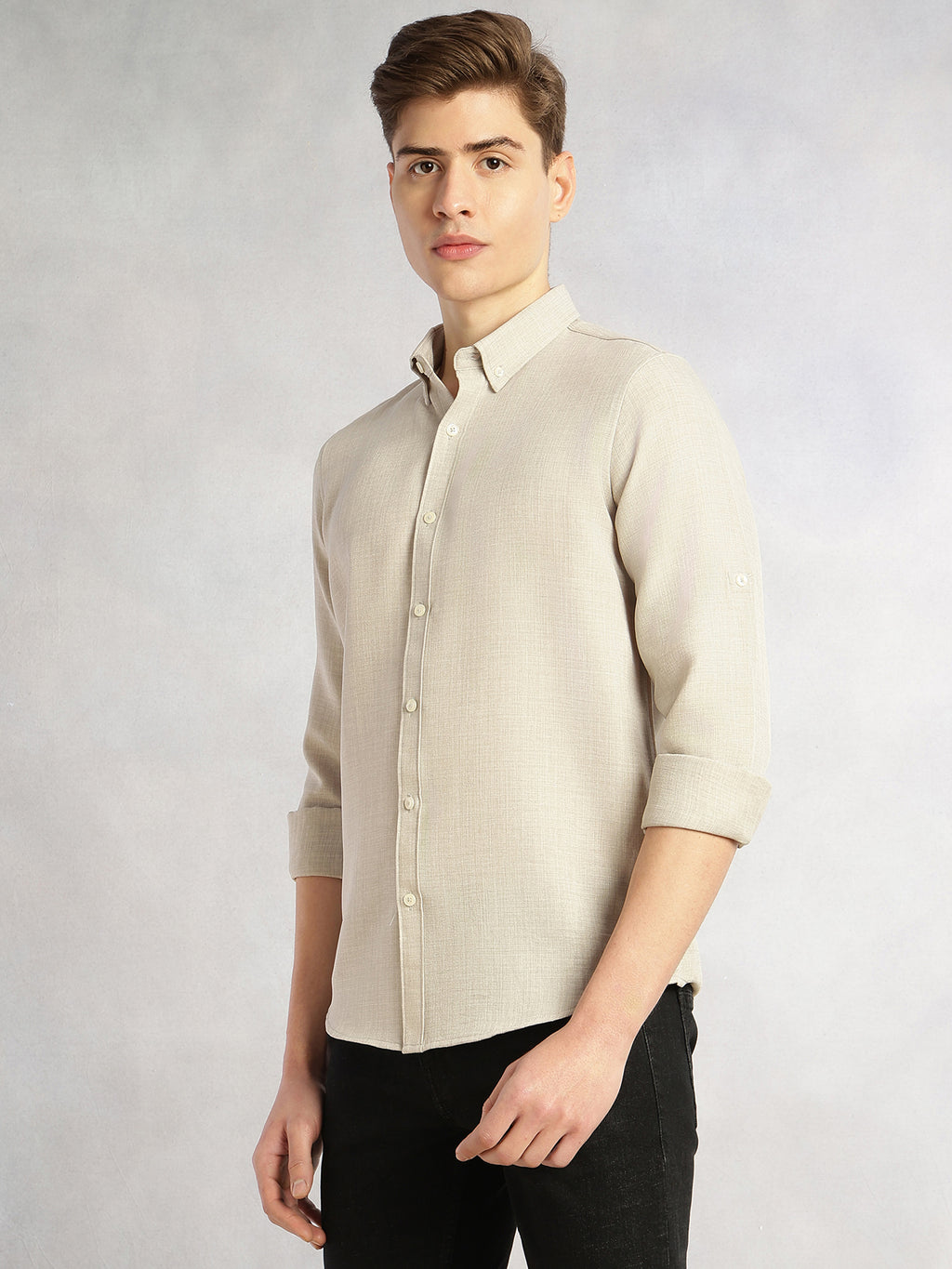 Thomas Scott Men Light Grey Slim Fit Long Sleeves Button-Down Collar Polyester Casual Shirt