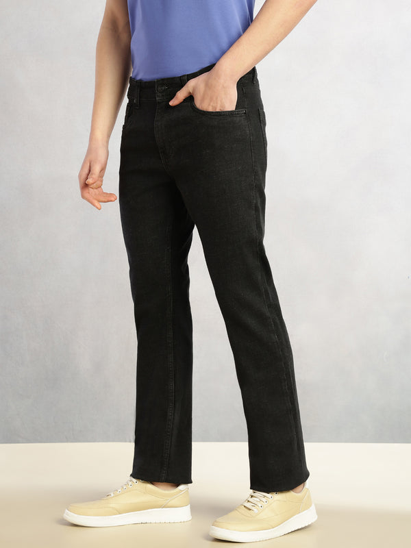 Black Mid-Rise No Faded 5 Pockets Stretchable Straight Fit Jeans For Men | Cricket Club Collection