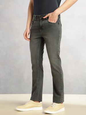 Grey Cricket Club Collection Straight Fit Mid-Rise Faded 5 Pockets Stretchable Jeans For Men