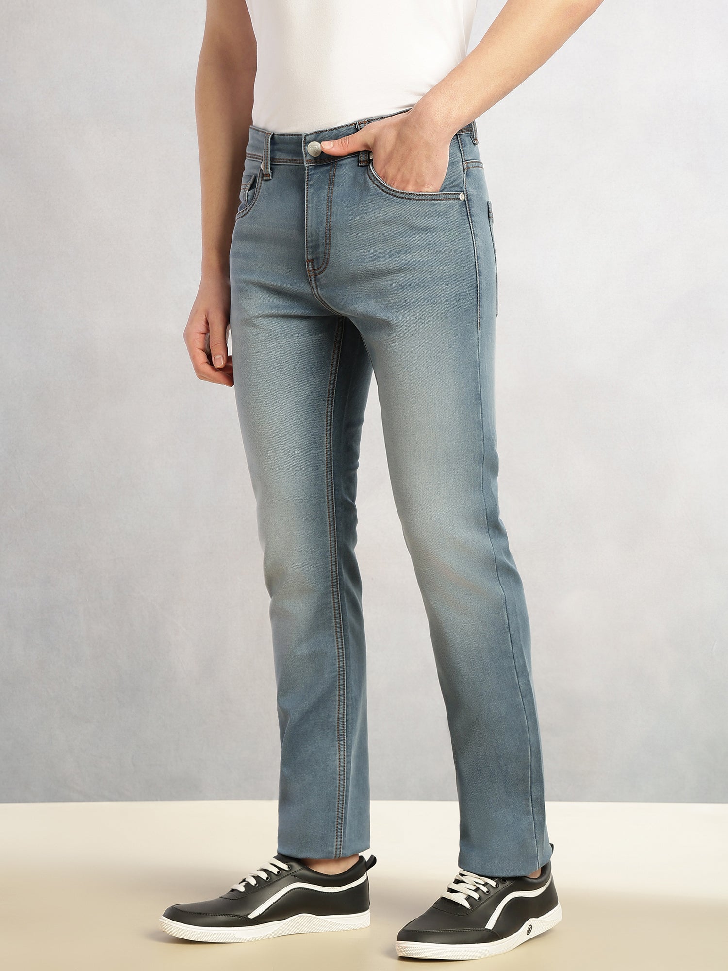 Thomas Scott Men Mid Blue Cricket Club Collection Straight Fit Mid-Rise Faded 5 Pockets Stretchable Jeans