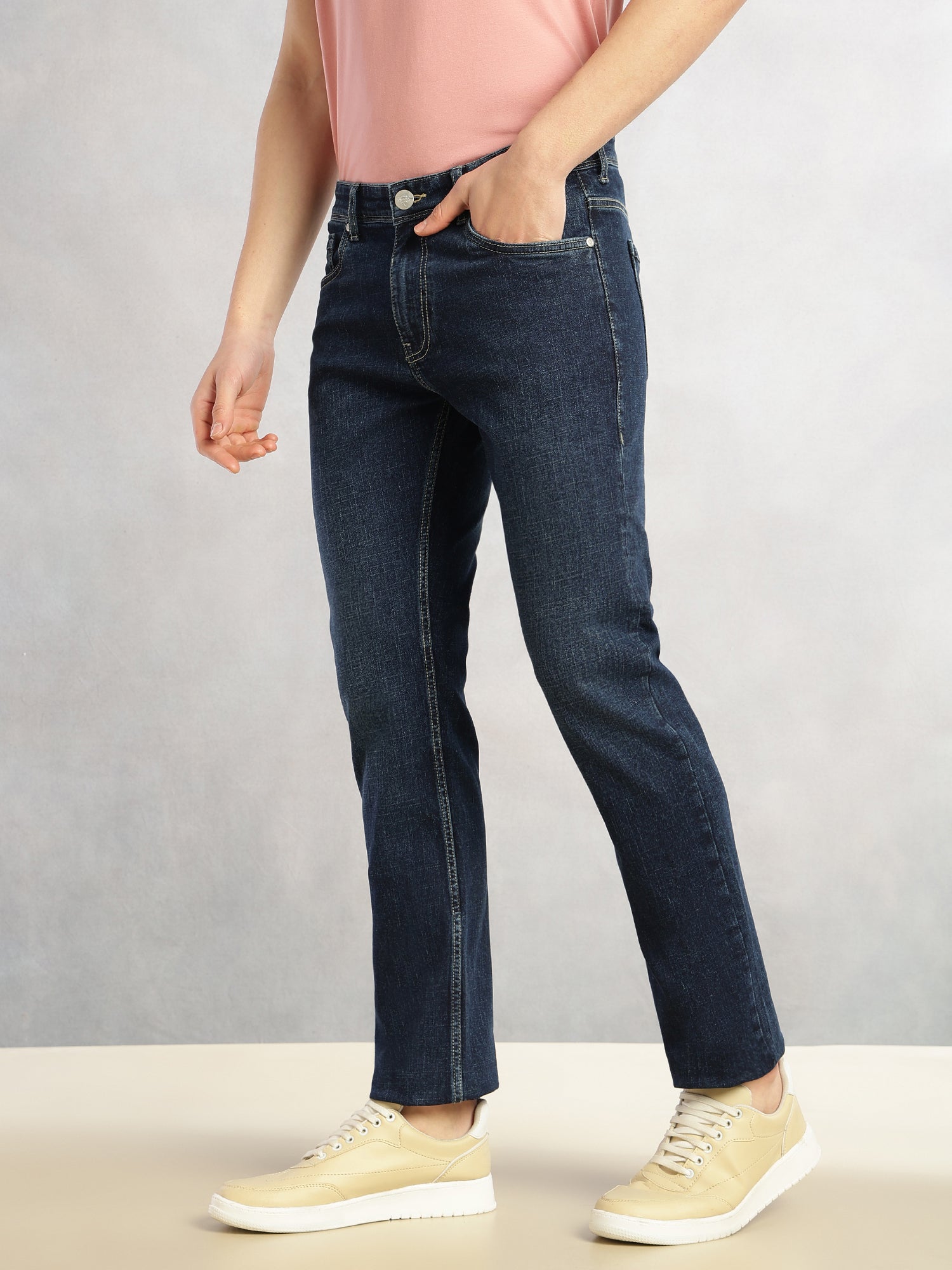Thomas Scott Men Dark Blue Cricket Club Collection Straight Fit Mid-Rise Faded 5 Pockets Stretchable Jeans