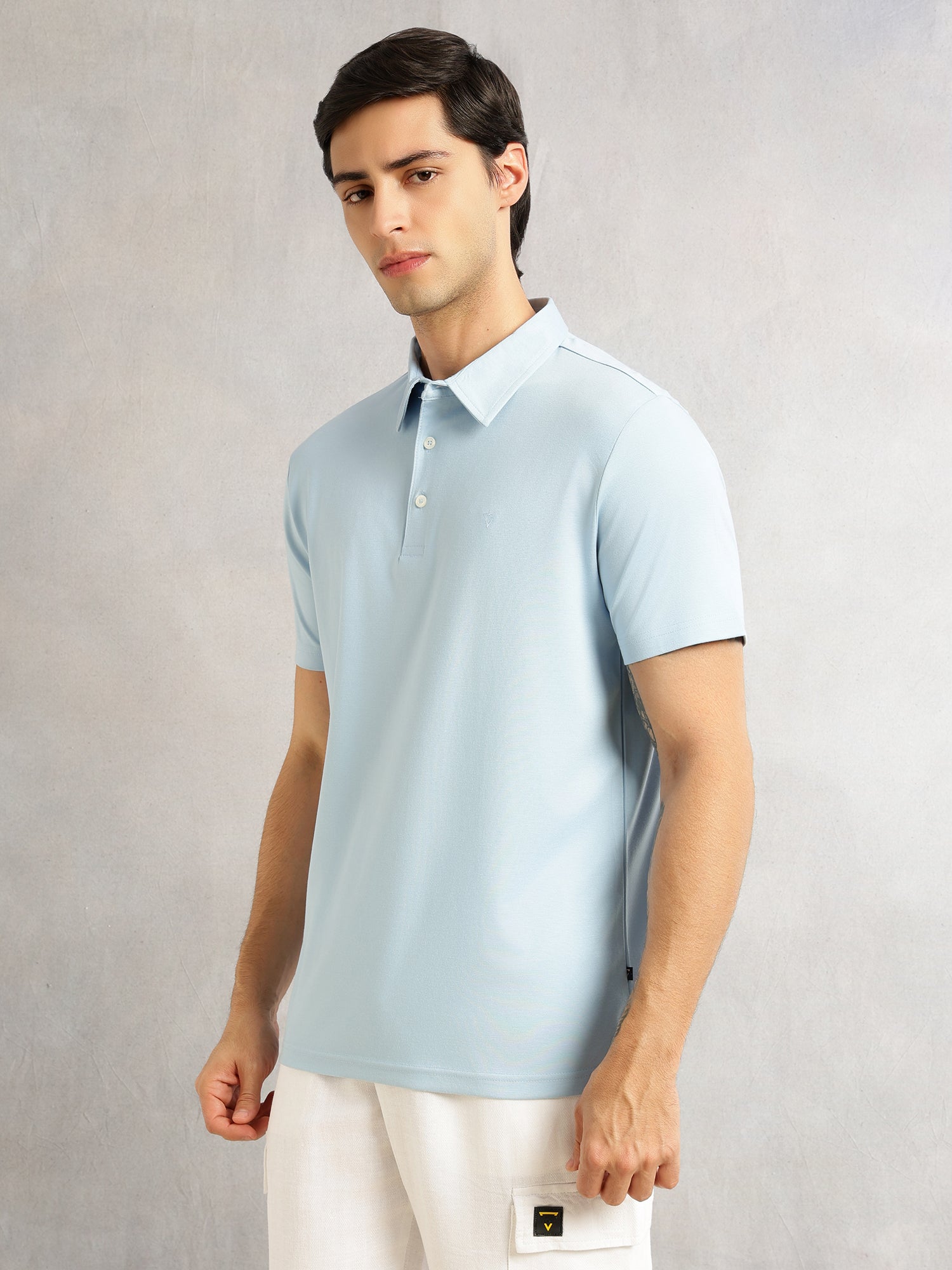 Thomas Scott Men Sky Blue Regular Fit Short Sleeves Viscose Rayon Solid Knitted Polo Collar Performance Tshirt
