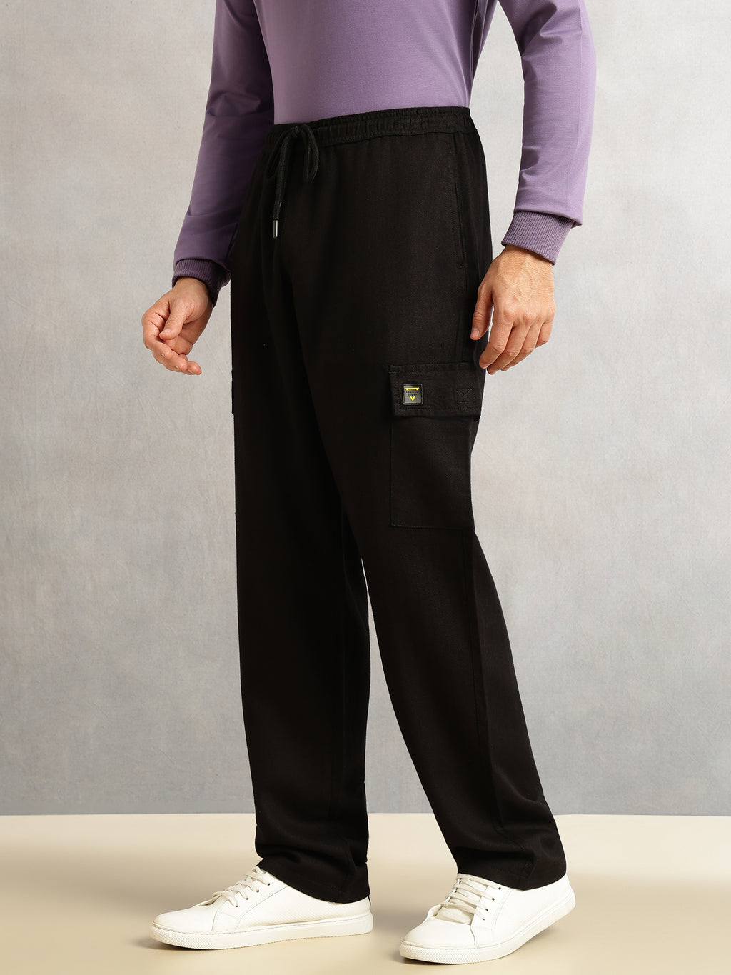 Thomas Scott Men Black Regular Fit Mid-Rise Linen Cargo Trouser with Drawstring Closure , 5 Pocket Design
