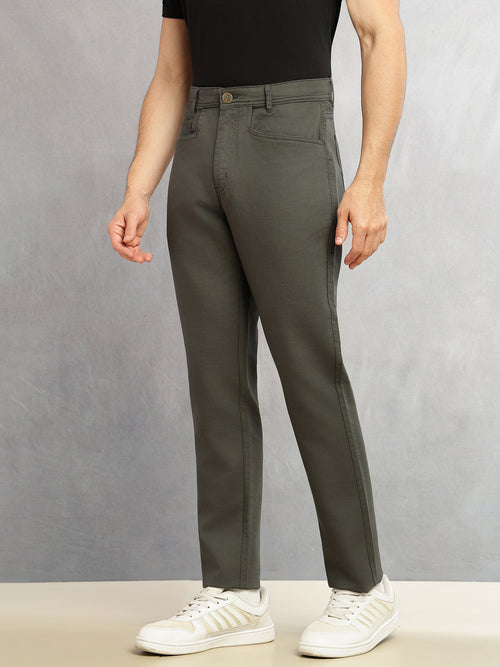 Thomas Scott Men Grey Smart Straight Fit Mid-Rise Solid 5-Pocket Design Woven Chinos Trouser