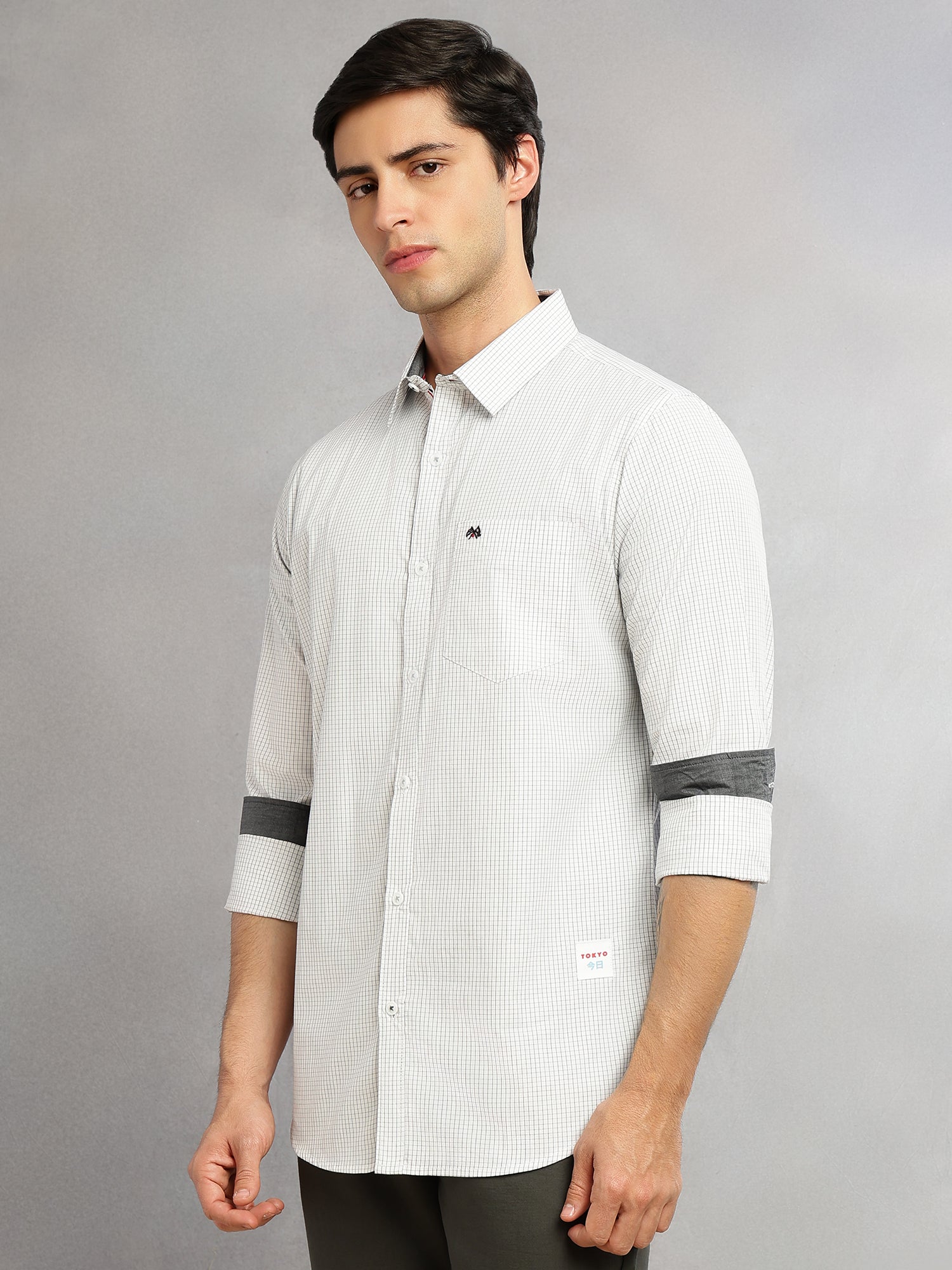 Thomas Scott Men White Regular Fit Long Sleeves Spread Collar Micro Checks 100% Cotton Casual Shirt