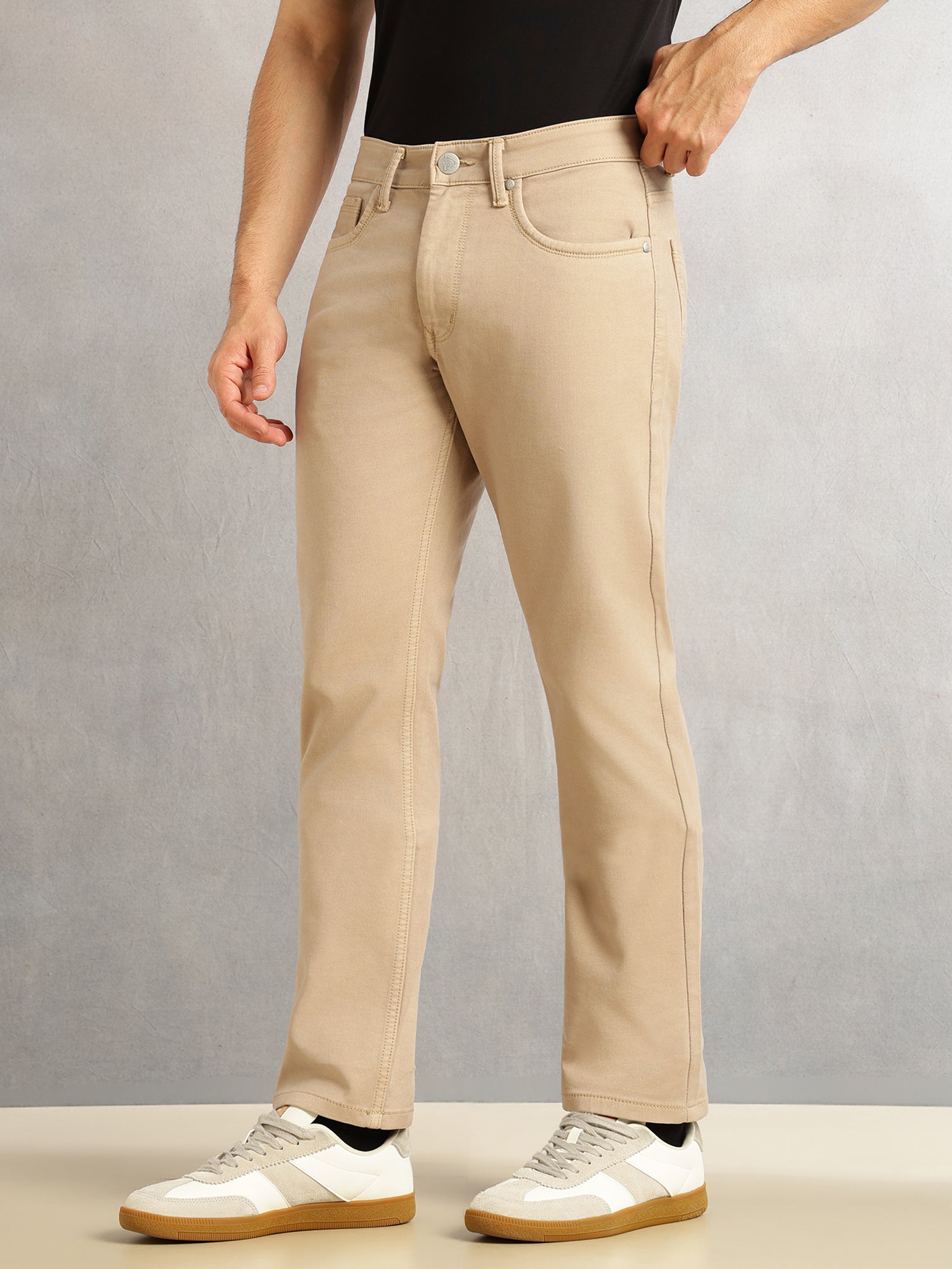 Thomas Scott Men Beige Cricket Club Collection Straight Fit Mid-Rise Light Shade Stretchable Jeans-Clean Look, 5 Pocket Design