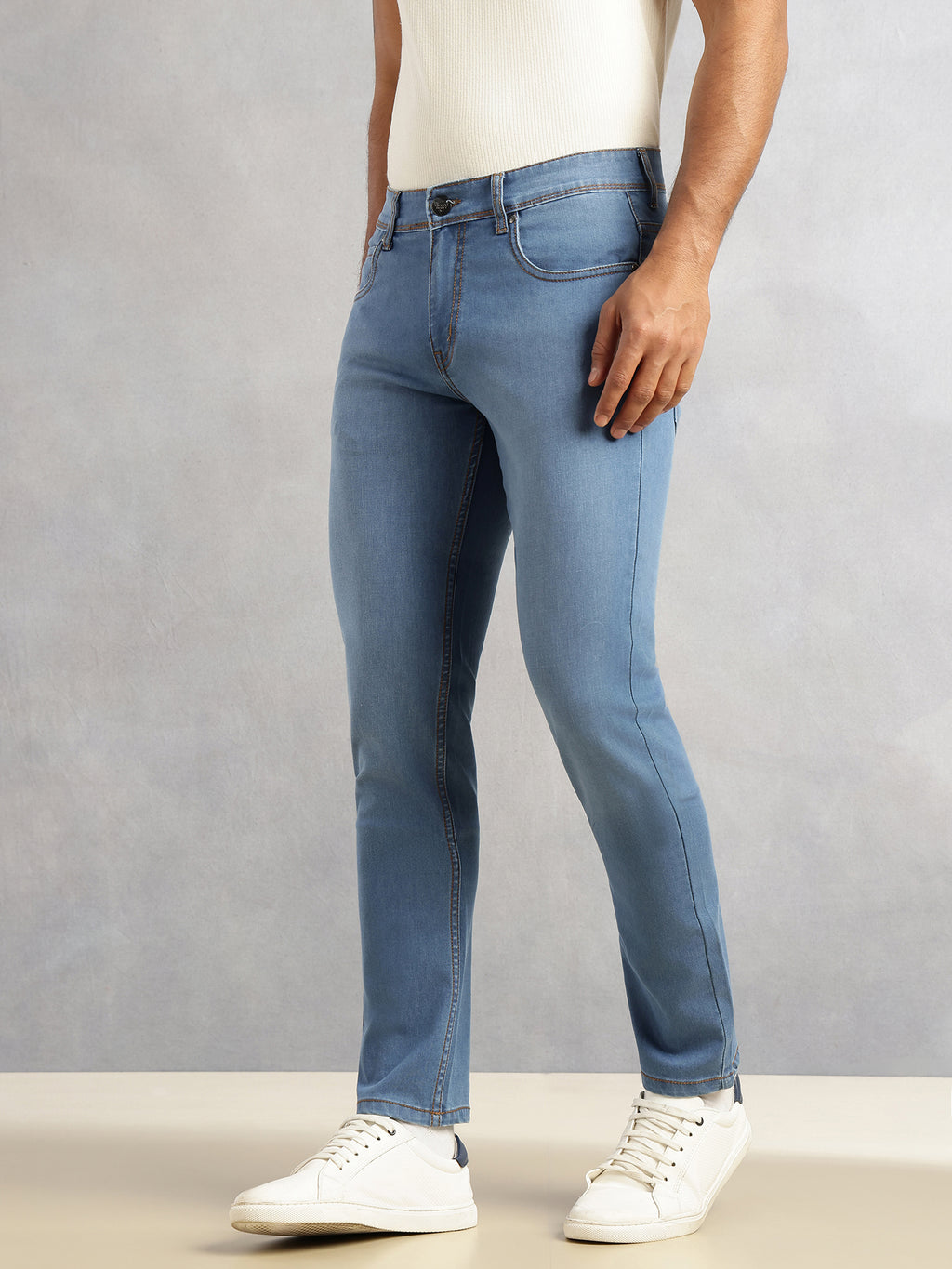 Thomas Scott Men Mid Blue Slim Fit Light Shade Mid-Rise Clean Look 5 Pocket Design Stretchable Jeans