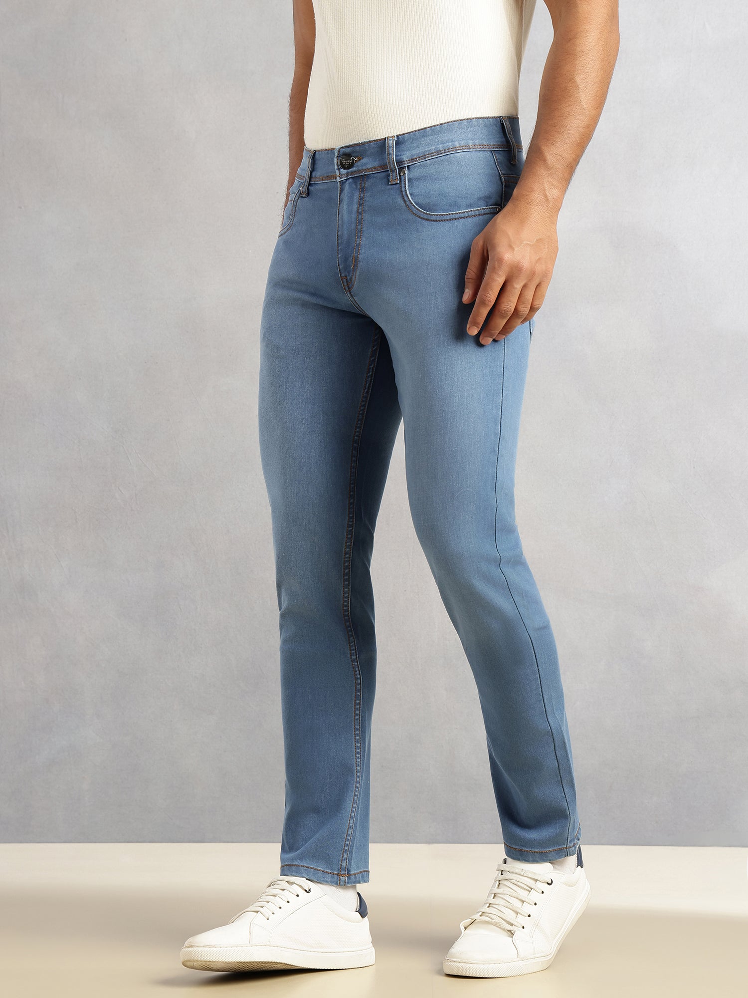 Thomas Scott Men Mid Blue Slim Fit Light Shade Mid-Rise Clean Look 5 Pocket Design Stretchable Jeans