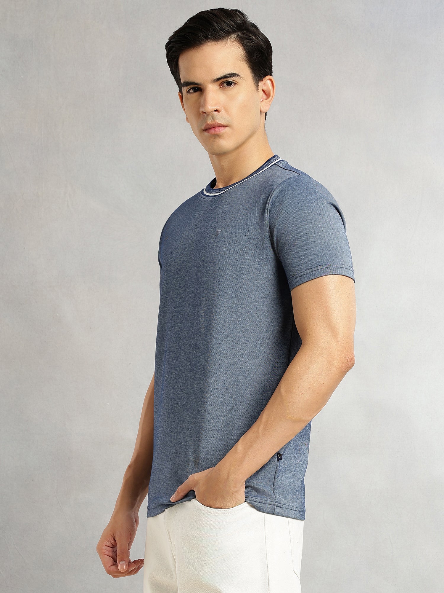 Thomas Scott Men Navy Regular Fit Short Sleeves Round Neck Solid Knitted Tshirt