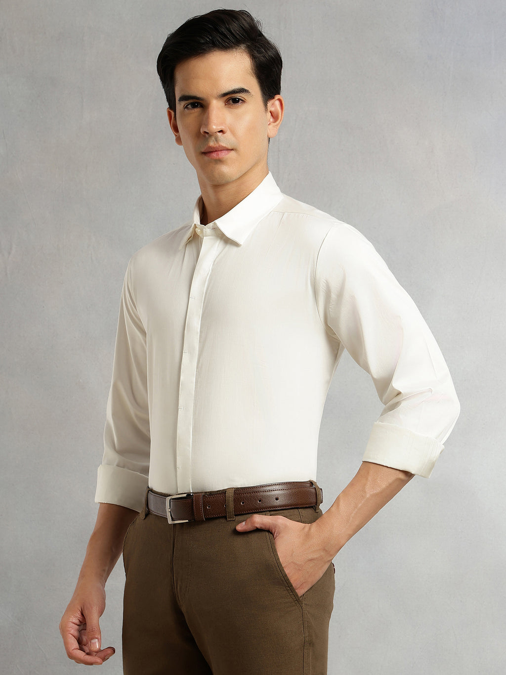 Thomas Scott Men White Premium Long Sleeves Regular Fit Spread Collar Solid 100% Cotton Formal Shirt