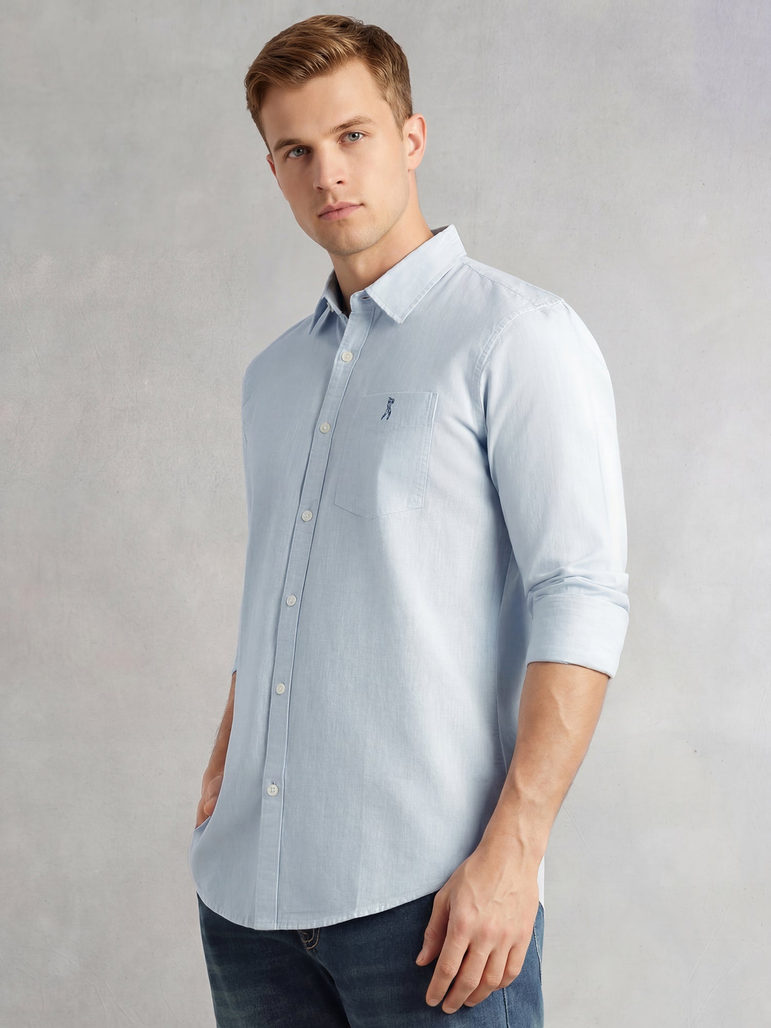 Thomas Scott Men Sky Blue Cricket Club Collection Slim Fit Long Sleeves Spread Collar Solid Cotton Linen Shirt
