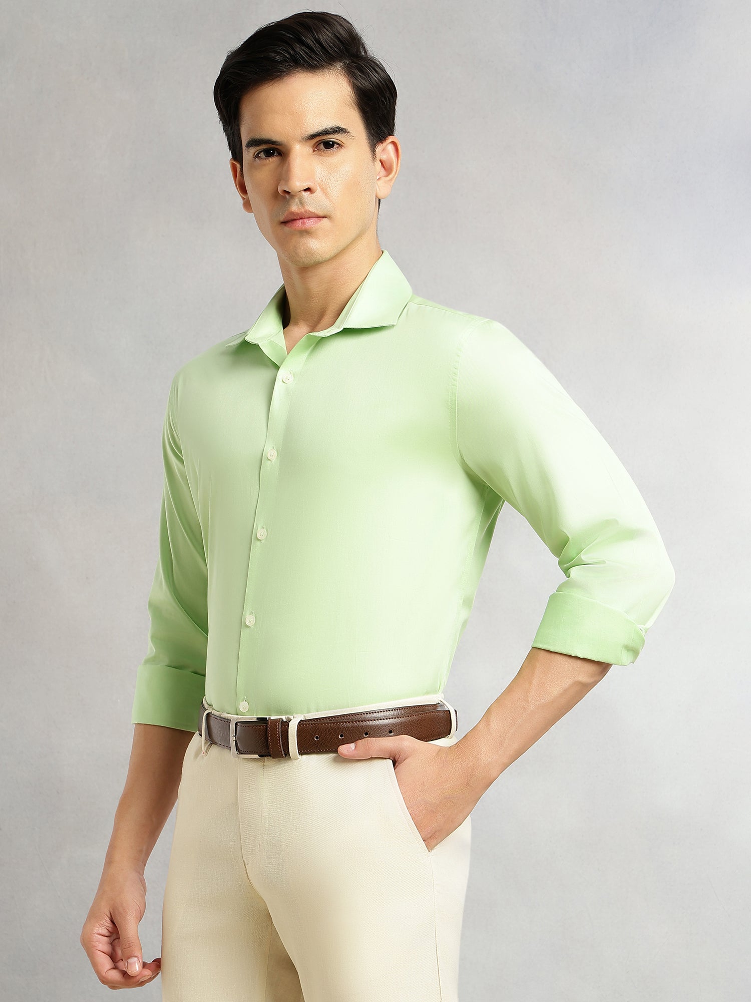 Thomas Scott Men Pista Regular Fit Long Sleeves Spread Collar Solid 100% Cotton Formal Shirt
