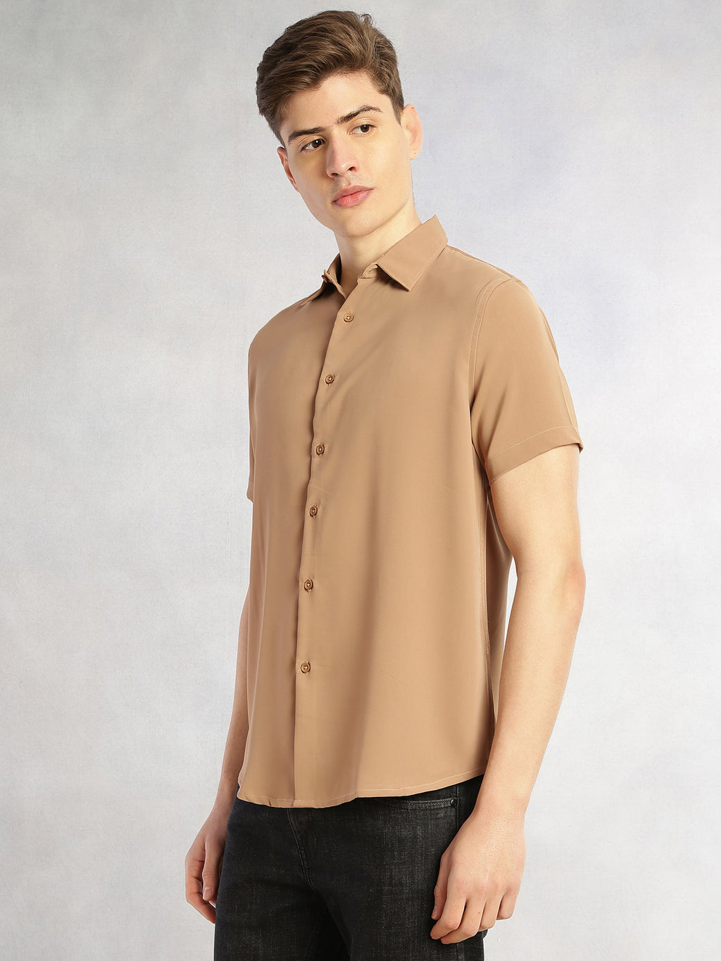 Thomas Scott Men Brown Regular Fit Short Sleeves Spread Collar Solid Polyester Casual Shirt