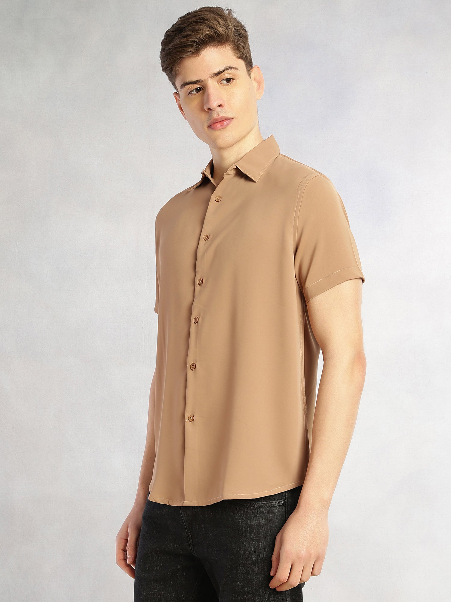 Thomas Scott Men Brown Regular Fit Short Sleeves Spread Collar Solid Polyester Casual Shirt