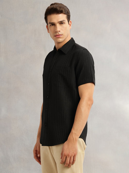 Thomas Scott Men Black Premium Regular Fit Short Sleeves Spread Collar Polyester Casual Shirt