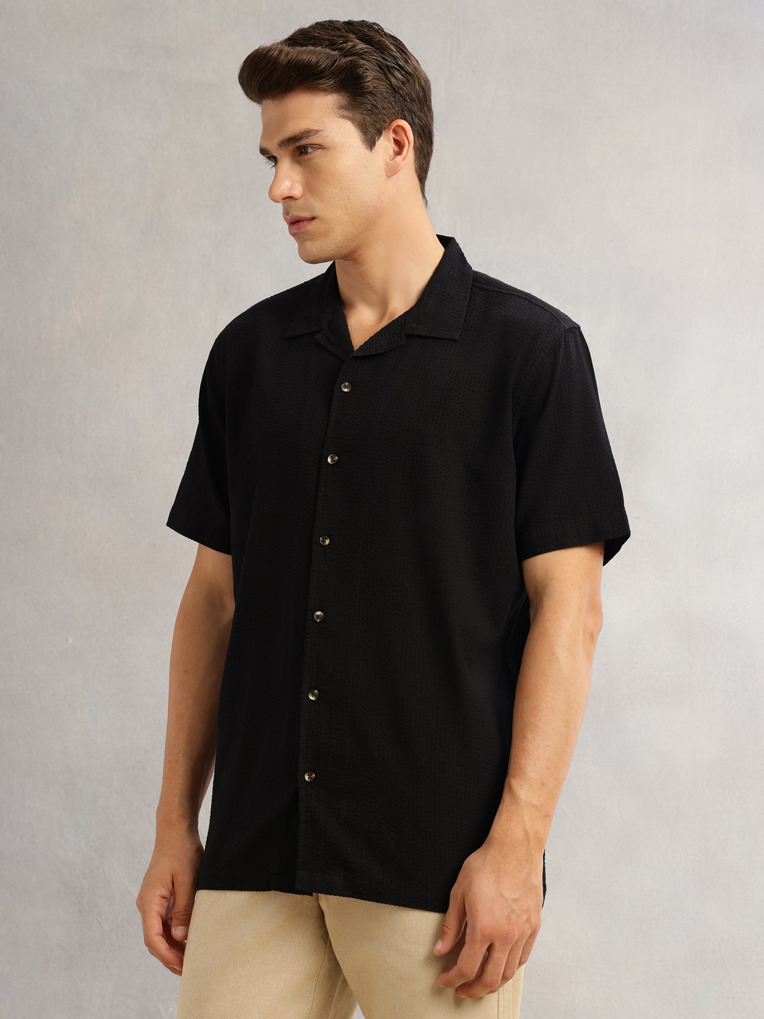 Thomas Scott Men Black Premium Oversized Fit Short Sleeves Cuban Collar 100% Cotton Seersucker Shirt
