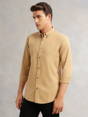 Thomas Scott Men Beige Long Regular Sleeves Slim Fit Button-Down Collar Solid Linen Casual Shirt