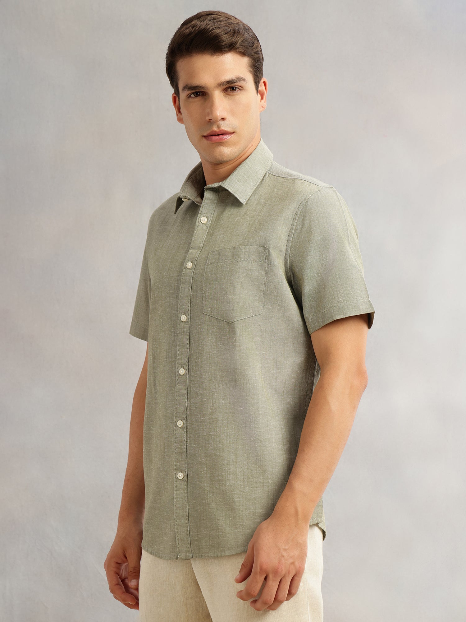 Thomas Scott Men Dark Olive Premium Short Sleeves Slim Fit Spread Collar Solid Cotton Linen Casual Shirt