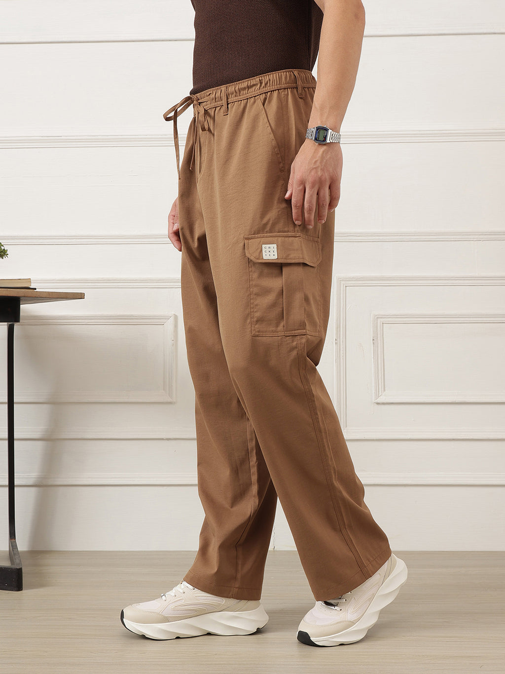 Cream Smart Easy Wash Relaxed Fit Mid-Rise Solid Woven Cargo Trouser For Men