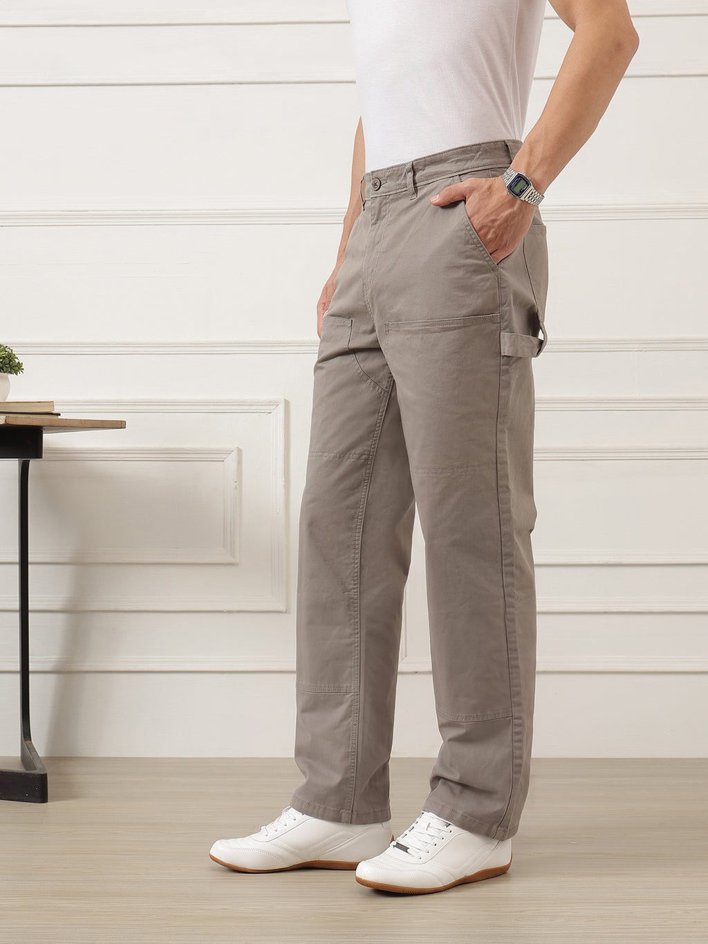 Grey Smart Easy Wash Regular Fit Mid-Rise Solid Woven Carpenter Trouser For Men
