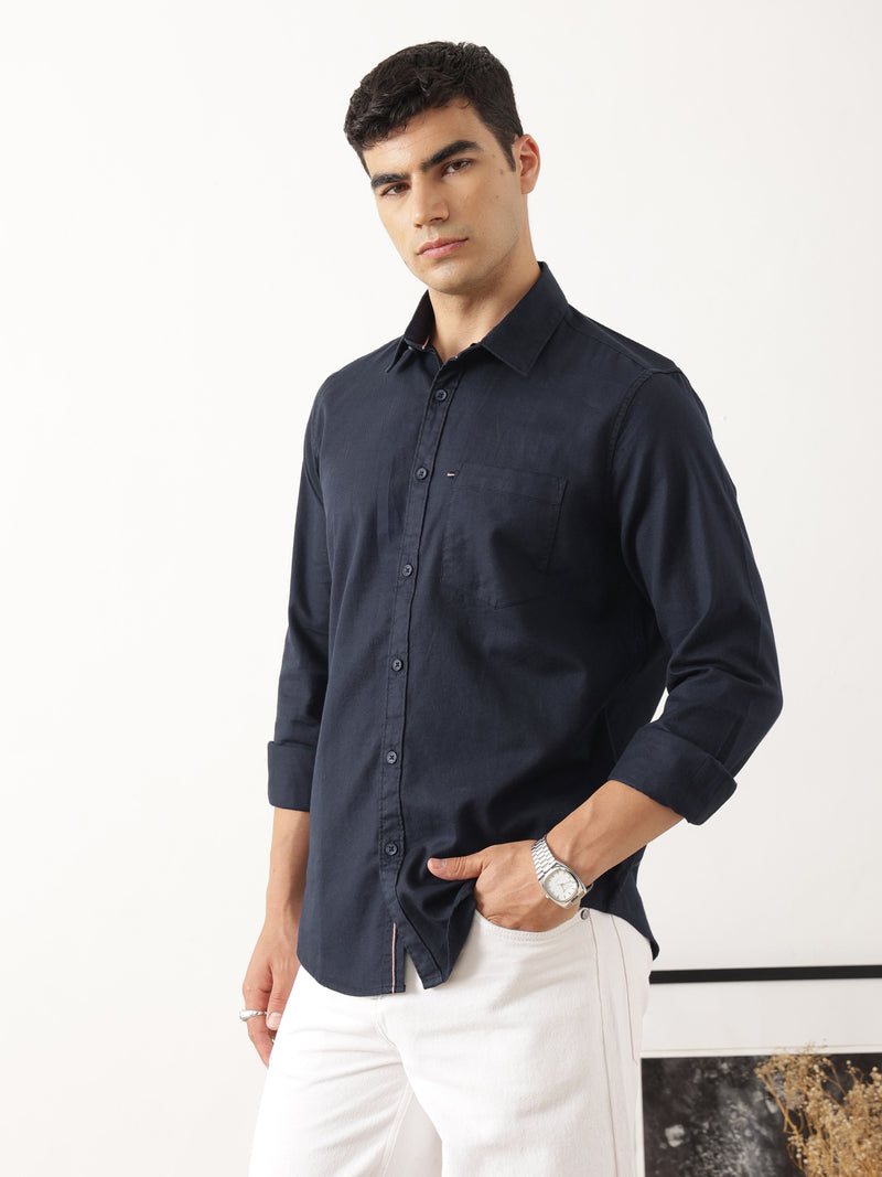 Thomas Scott Men Relaxed Navy Slim Fit Long Sleeves Spread Collar Solid Cotton Casual Shirt