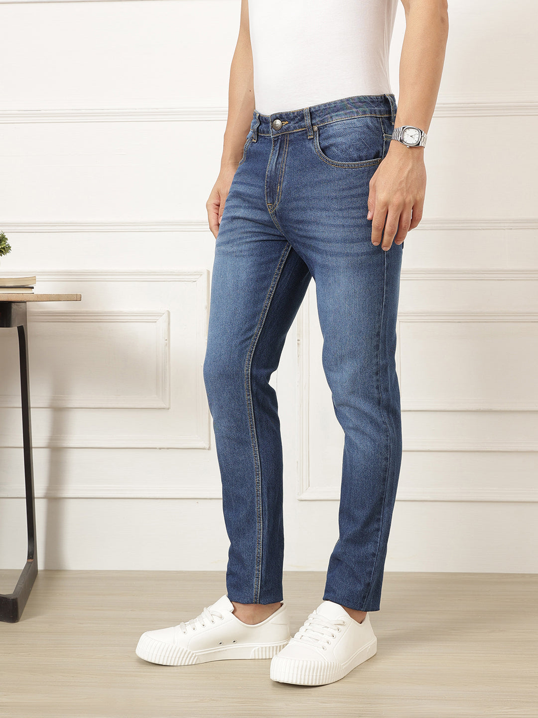 Blue Smart Slim Fit Mid-Rise Light Fade Non-Stretch Jeans For Men